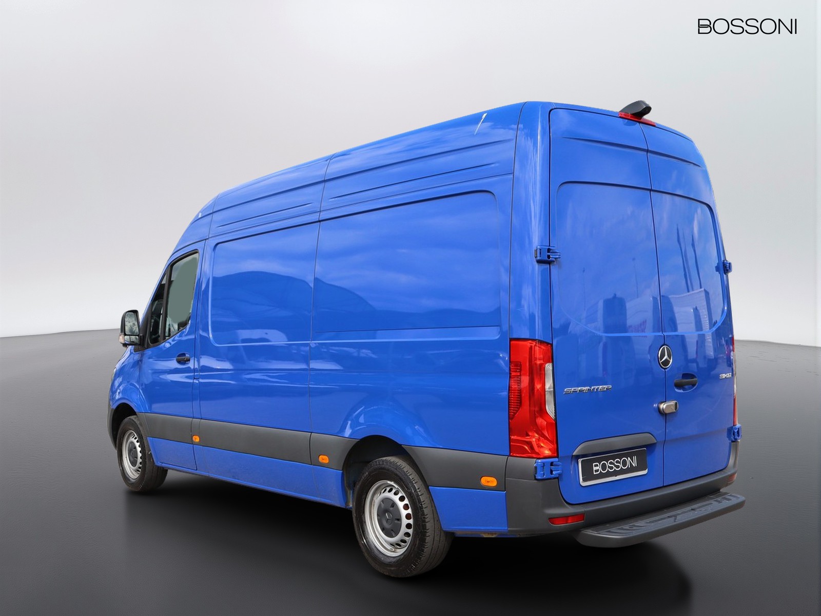 4 - Mercedes Vans Sprinter 311 rwd 2.0 cdi f 37/35 pro