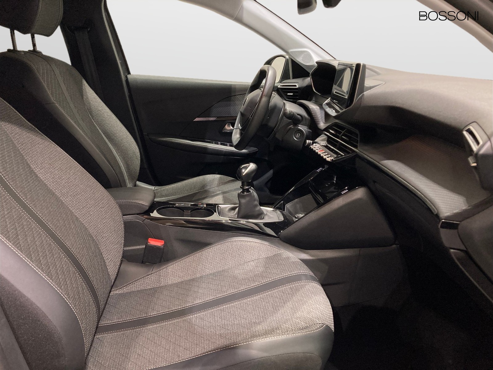 8 - Peugeot 208 1.2 puretech 100cv allure s&s
