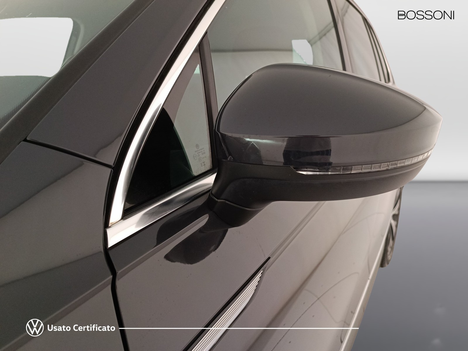 23 - Volkswagen Tiguan 2.0 tdi scr 150cv elegance 4motion dsg