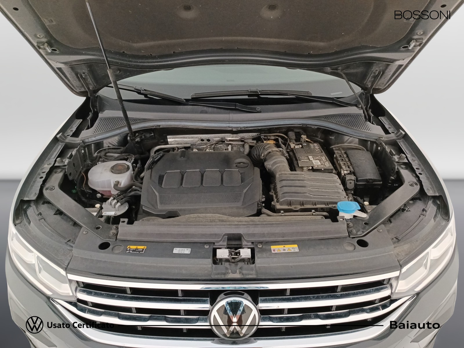 33 - Volkswagen Tiguan 2.0 tdi scr 150cv elegance 4motion dsg