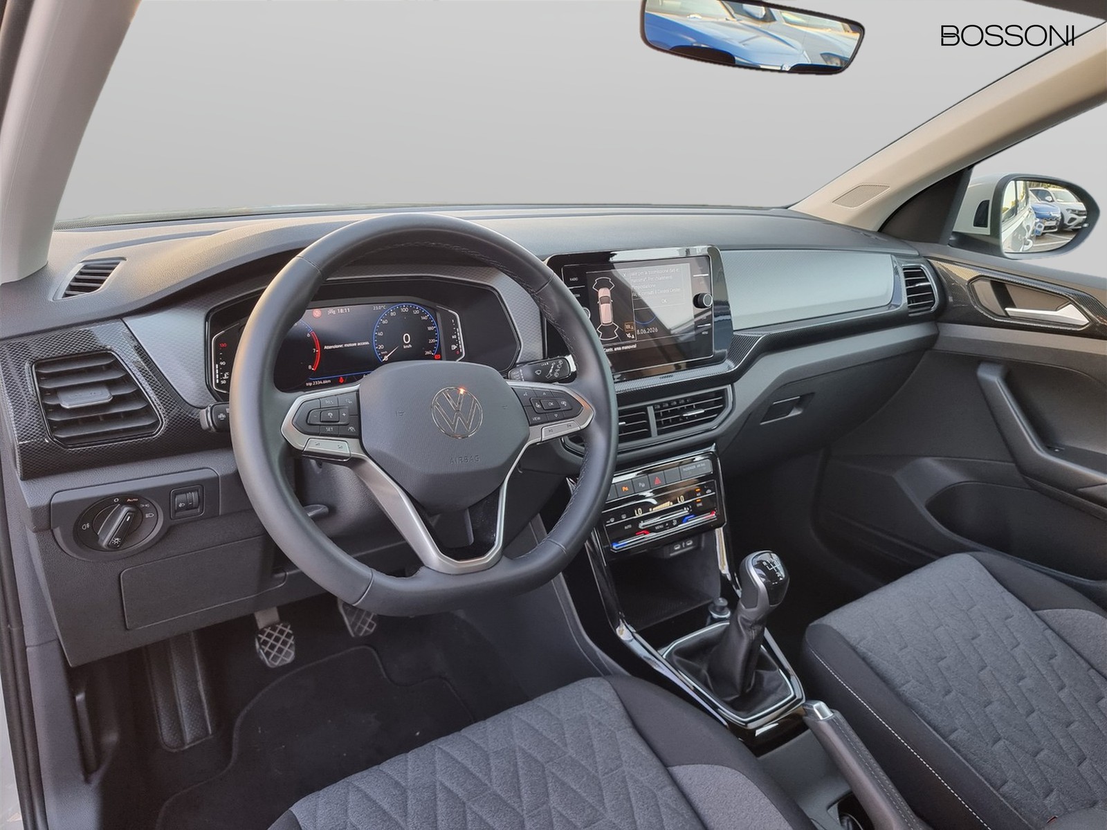 6 - Volkswagen T-Cross 1.0 tsi 95cv life