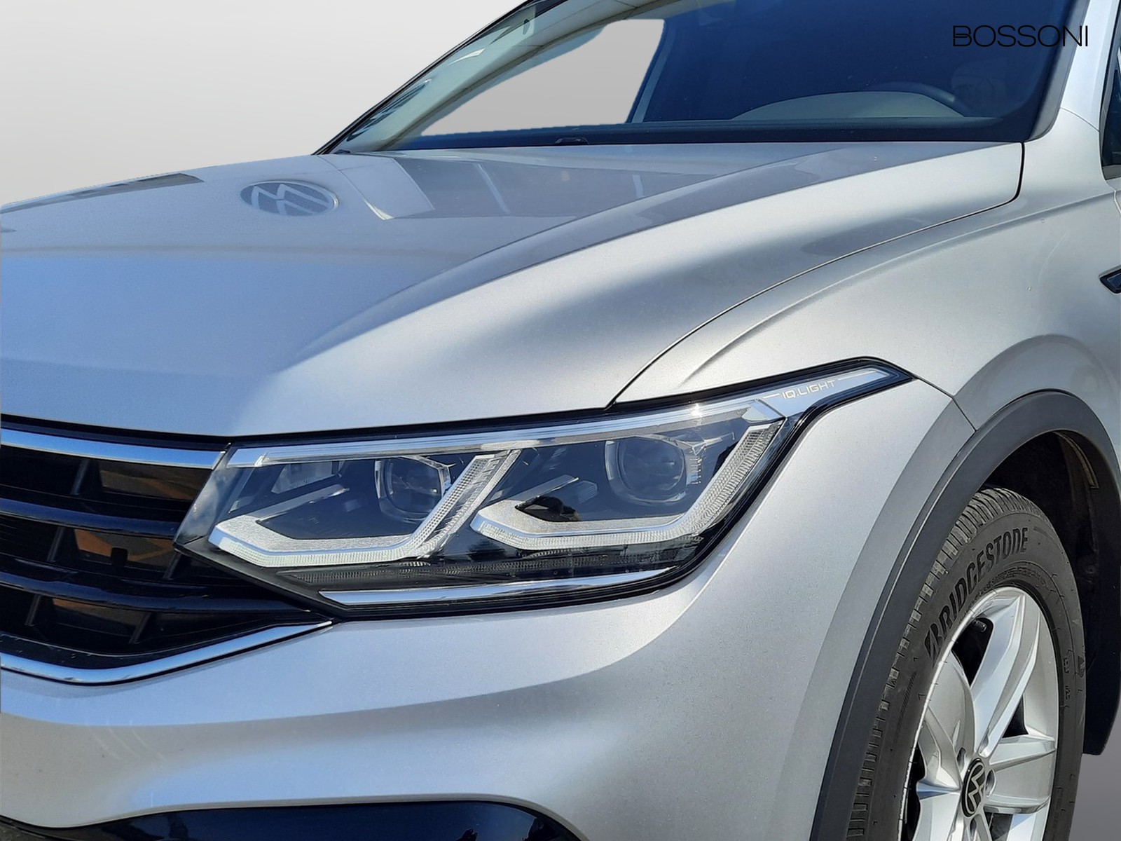22 - Volkswagen Tiguan 1.5 tsi act 150cv r-line dsg
