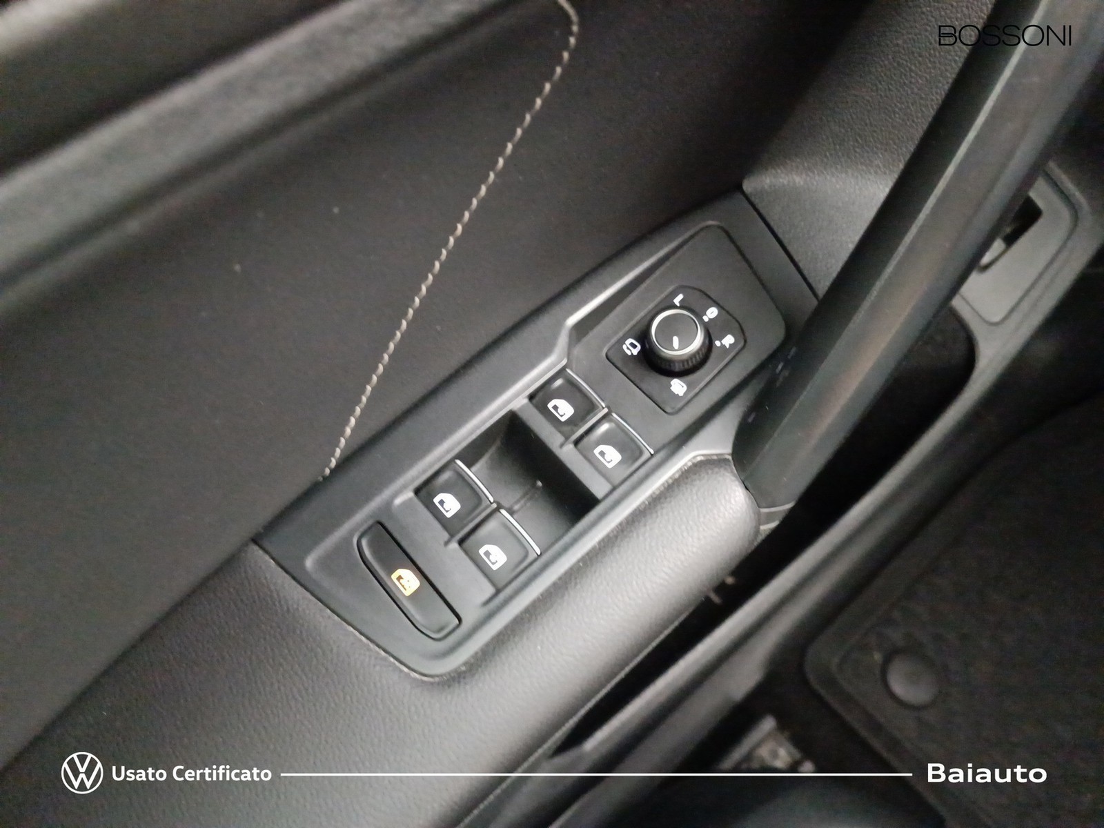 18 - Volkswagen Tiguan 2.0 tdi scr 200cv r line 4motion dsg