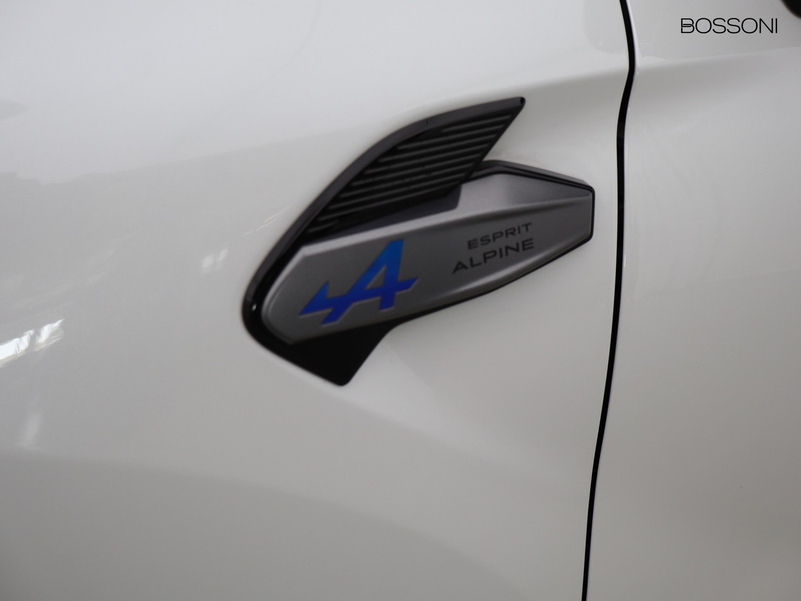 17 - Renault Captur 1.8 full hybrid e-tech 160cv esprit alpine