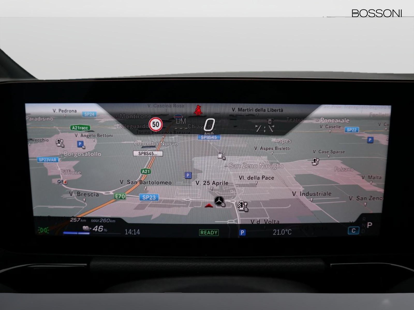 16 - Mercedes EQA 250+ amg line advanced