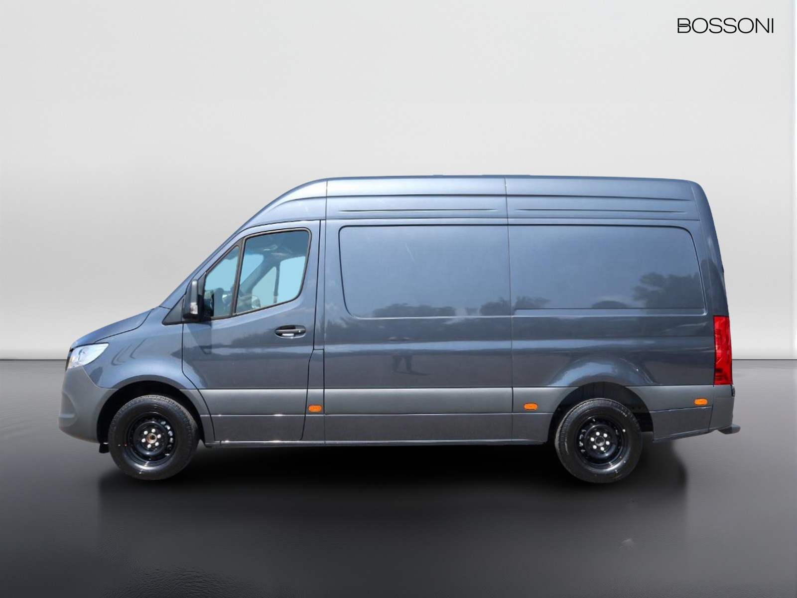 3 - Mercedes Vans Sprinter 317 rwd 2.0 cdi f 37/35 pro