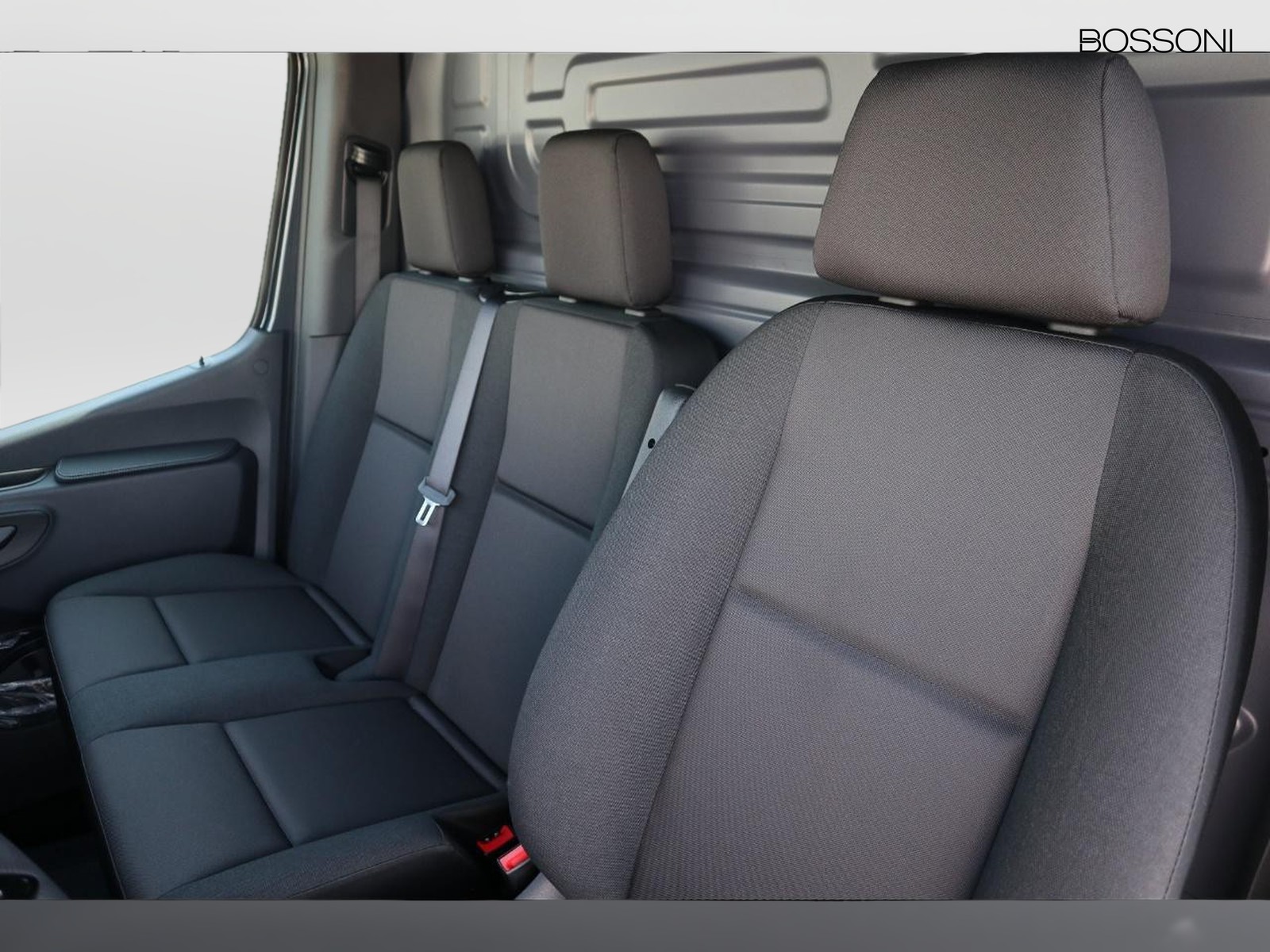 6 - Mercedes Vans Sprinter 317 rwd 2.0 cdi f 37/35 pro