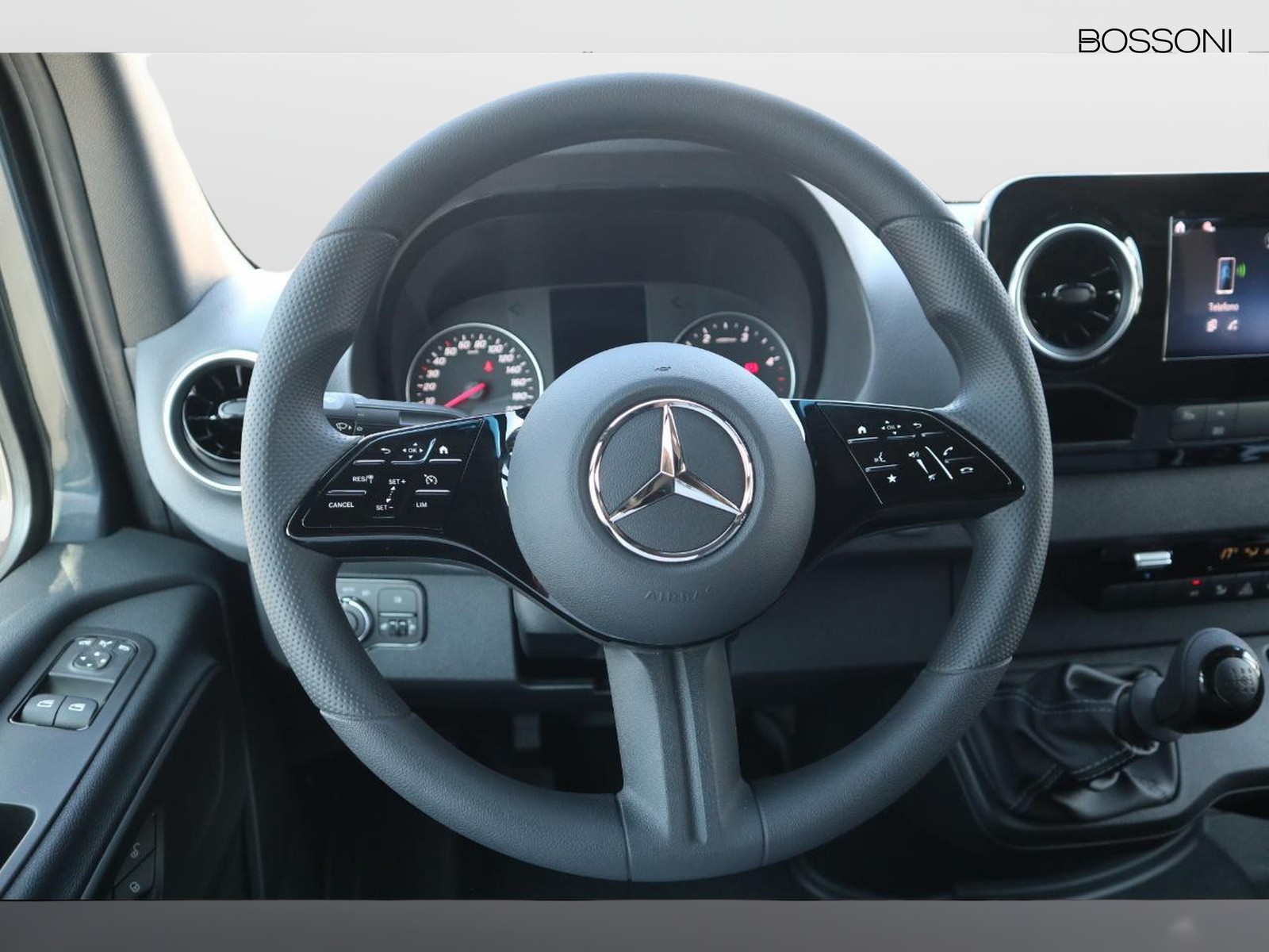 12 - Mercedes Vans Sprinter 317 rwd 2.0 cdi f 37/35 pro