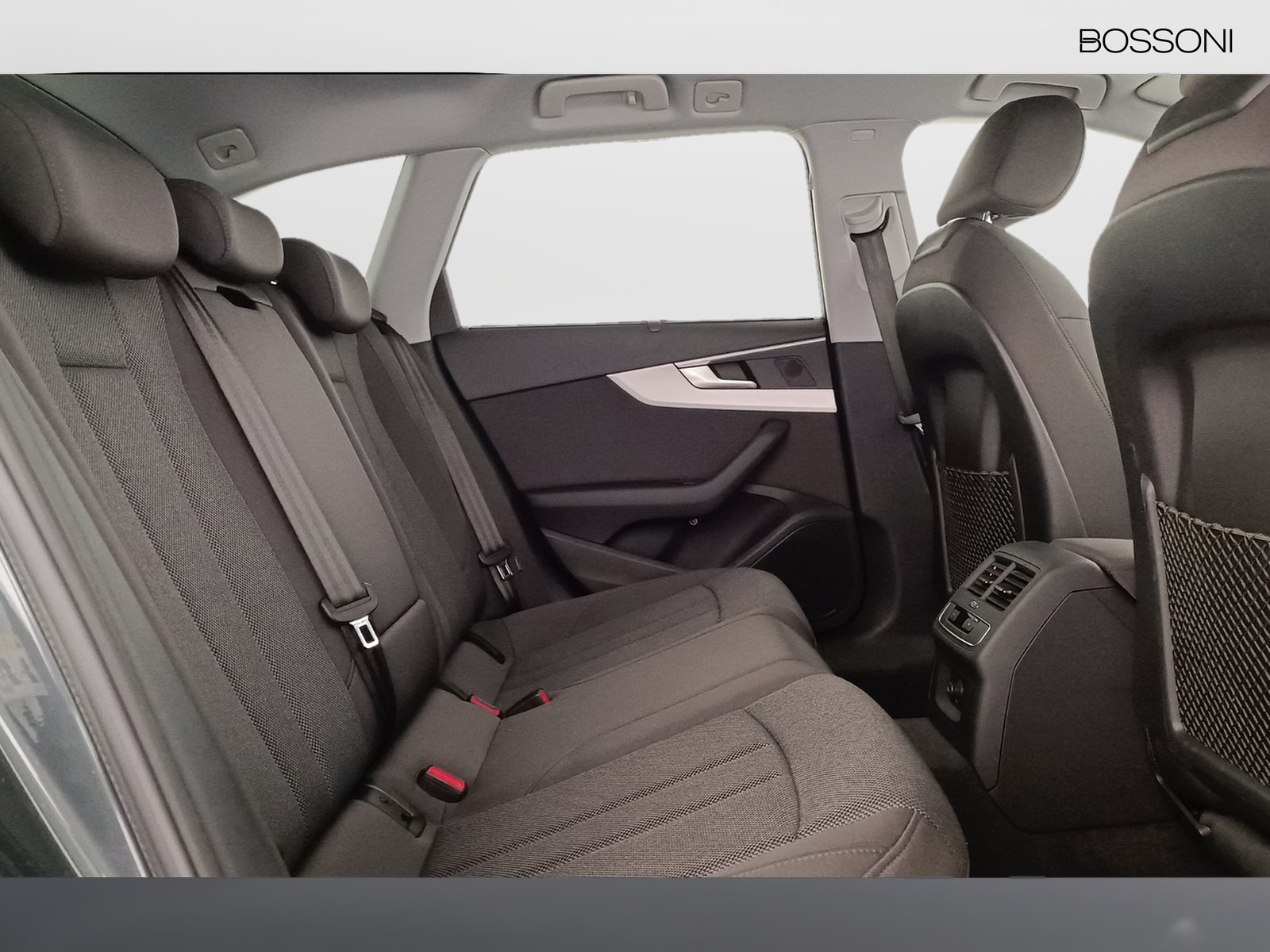 9 - Audi A4 avant 35 2.0 tdi mhev 163cv business advanced s tronic