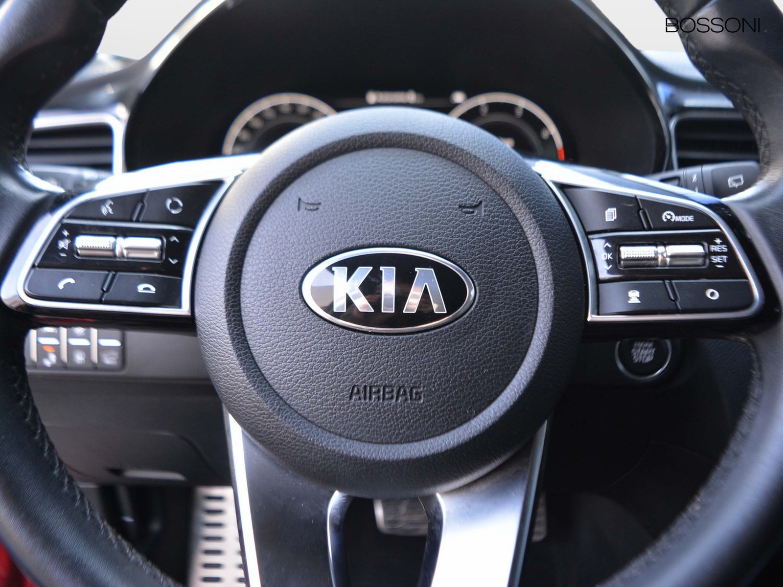 16 - Kia Xceed 1.6 crdi 136cv evolution 2wd dct