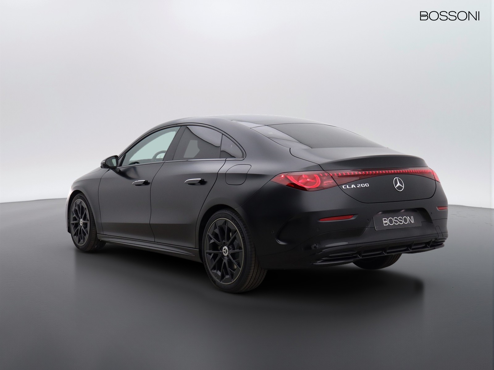 5 - Mercedes CLA 200 premium auto