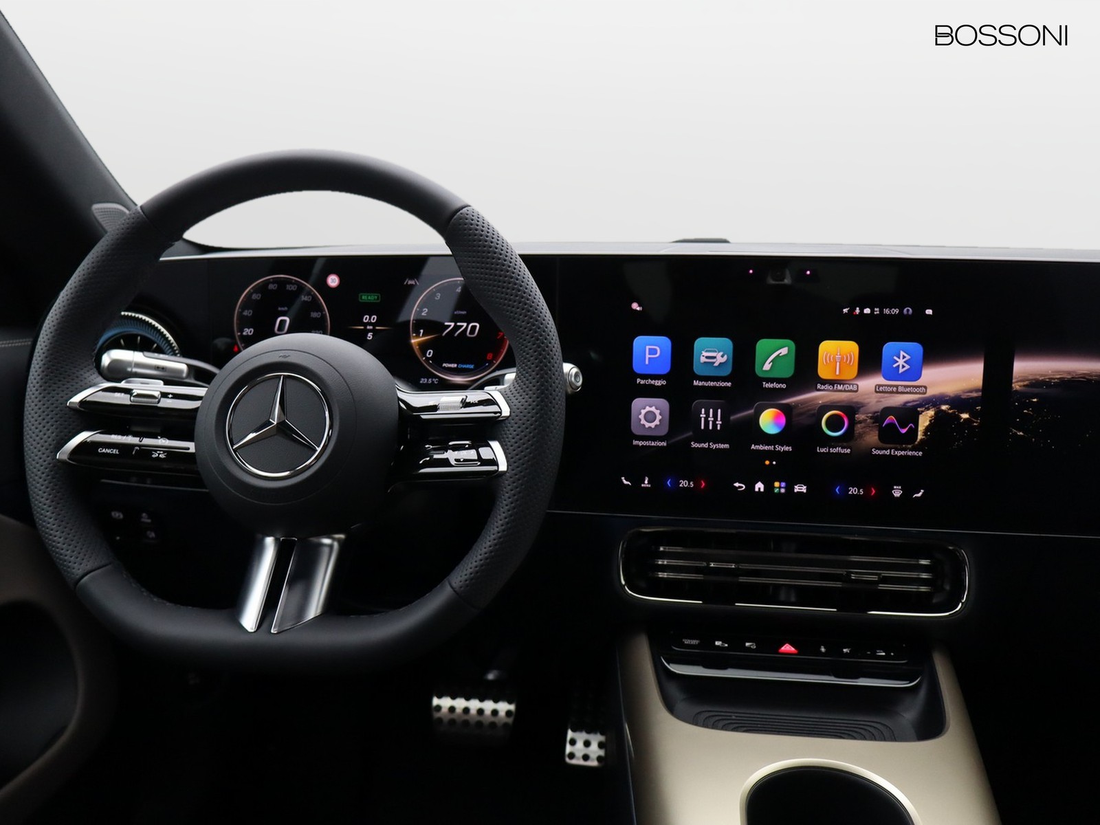 12 - Mercedes CLA 200 premium auto