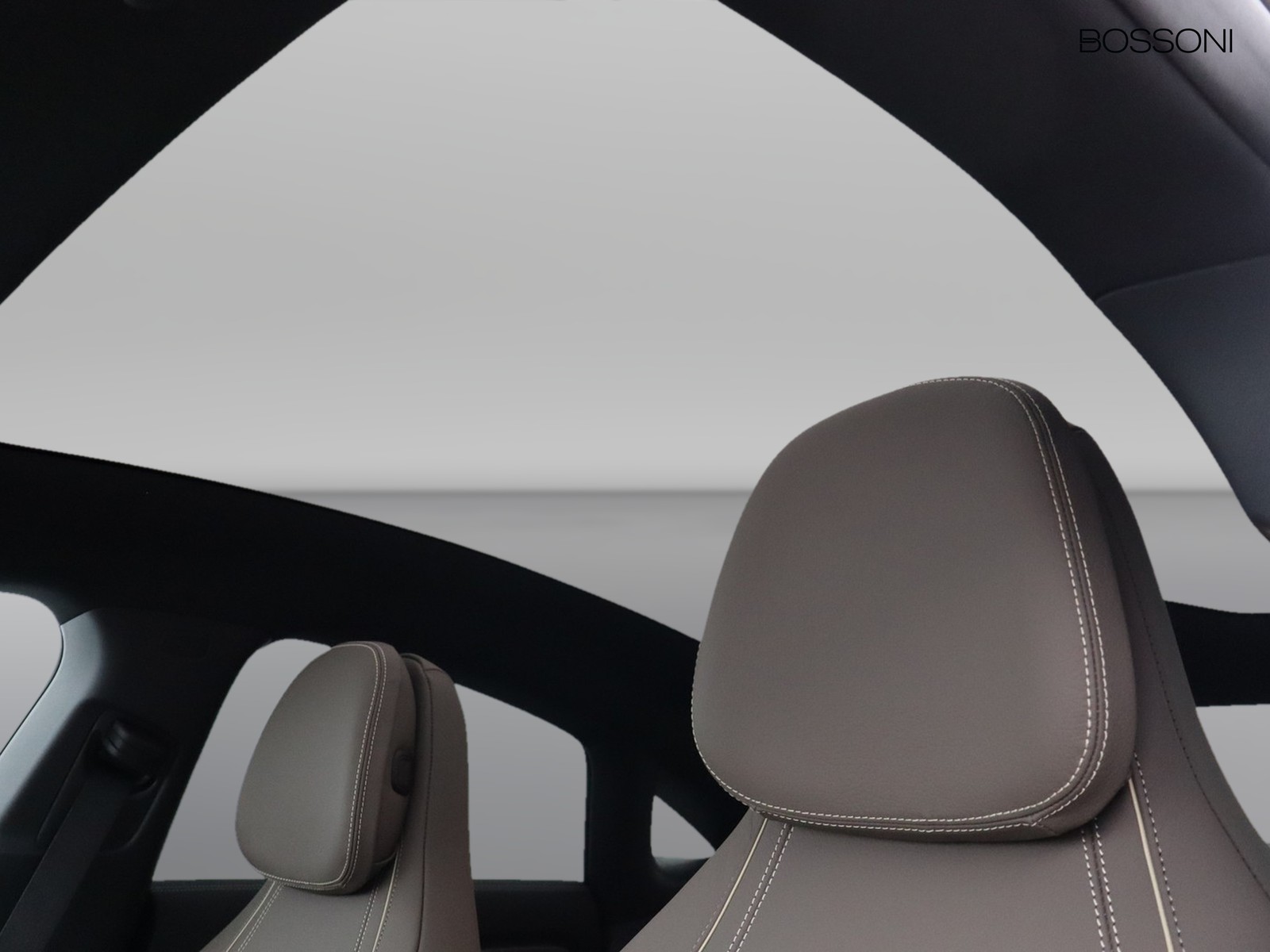 17 - Mercedes CLA 200 premium auto