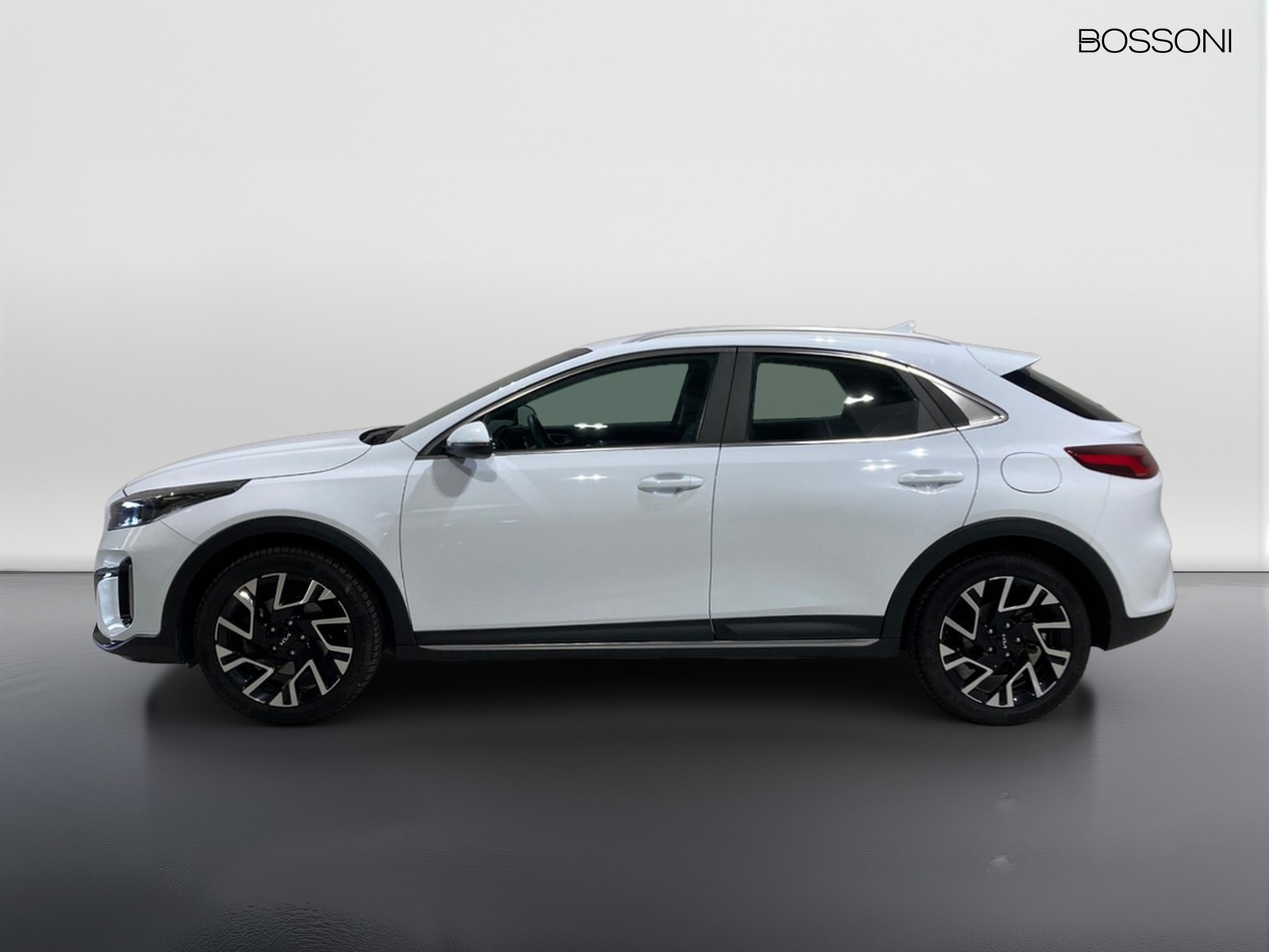 5 - Kia Xceed 1.6 crdi mhev 136cv business 2wd imt