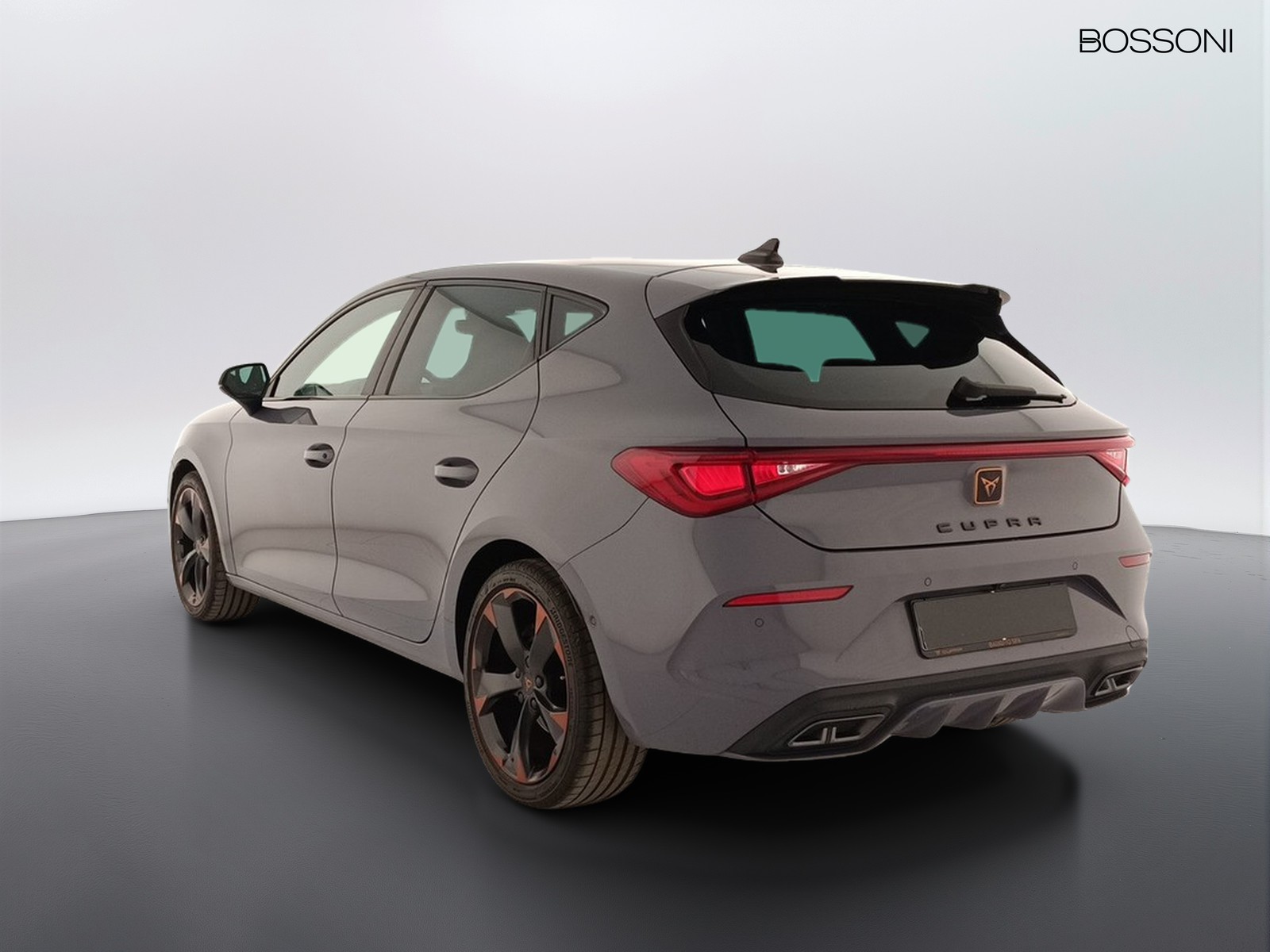 4 - CUPRA Leon 1.5 hybrid 150cv dsg