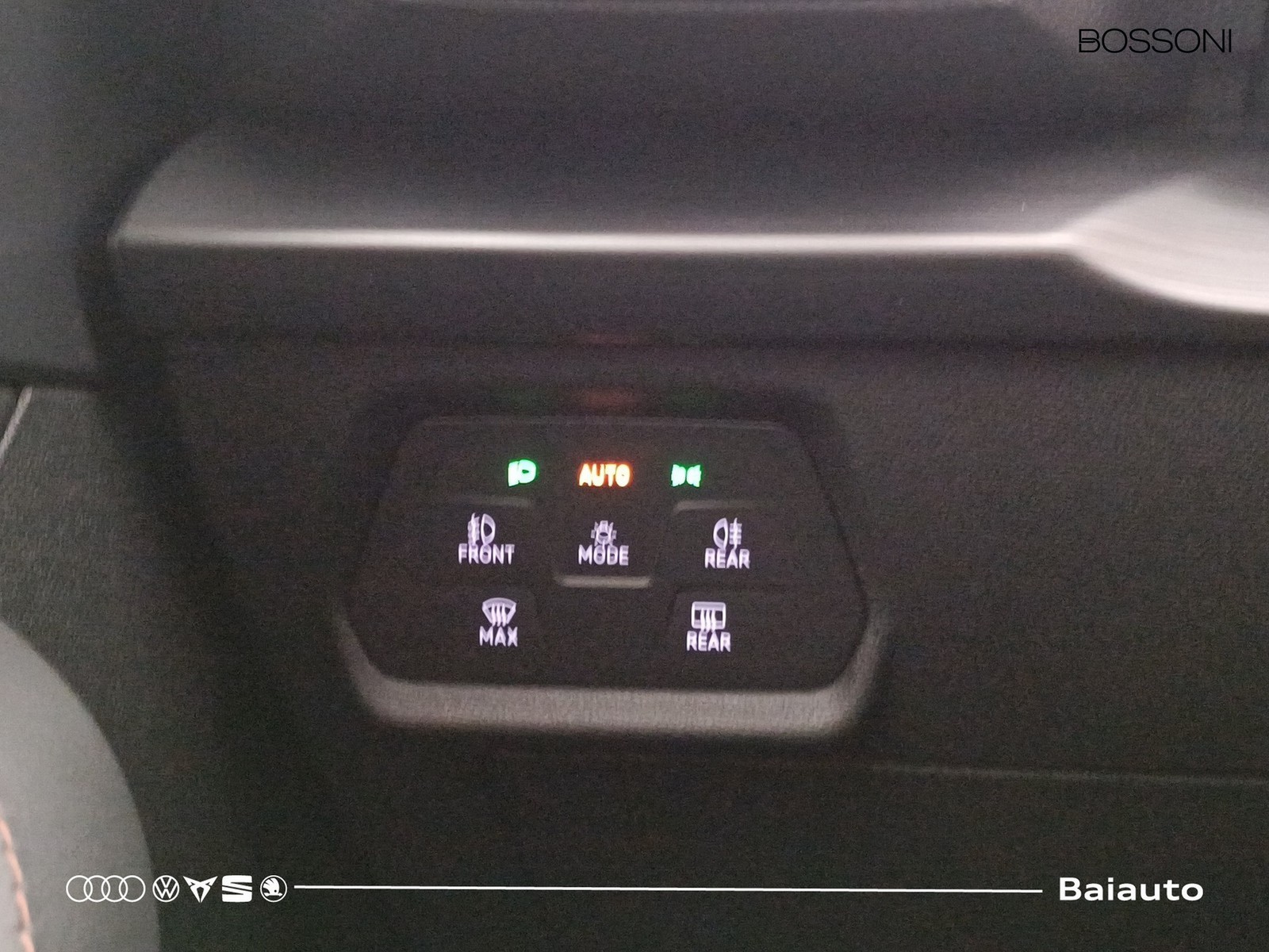 18 - CUPRA Leon 1.5 hybrid 150cv dsg