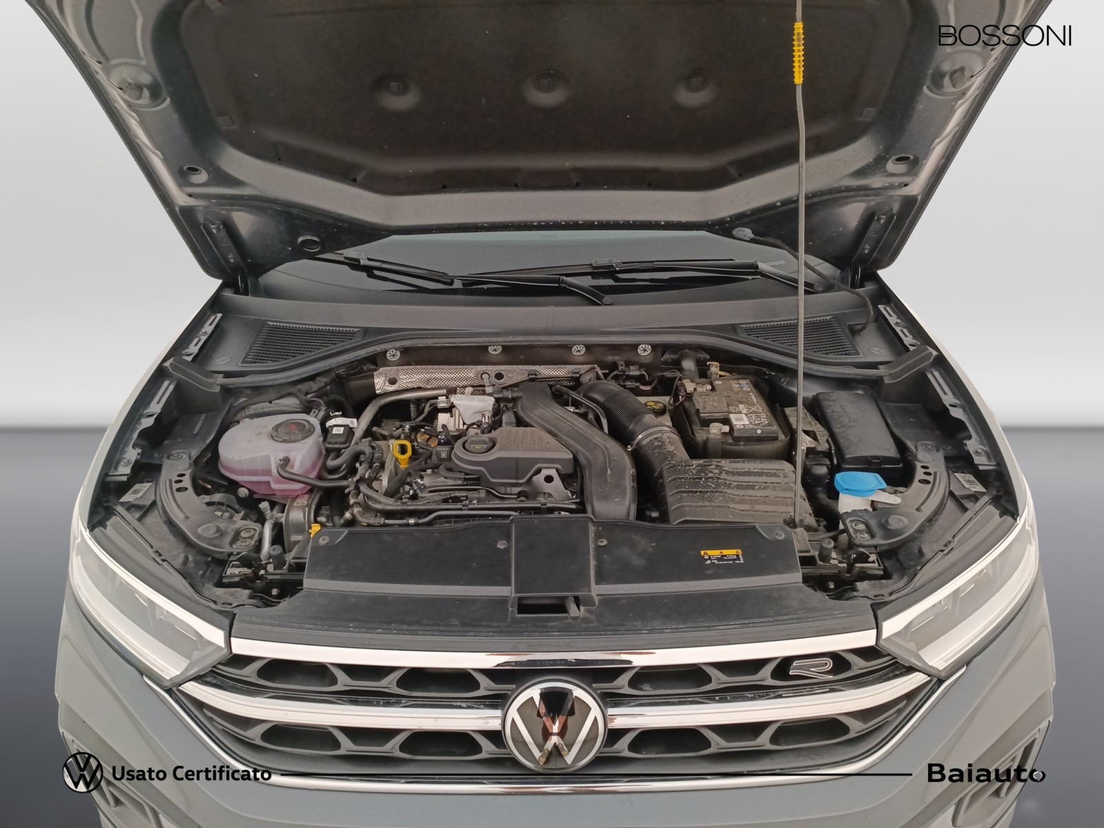 33 - Volkswagen T-Roc 1.5 tsi act r line dsg