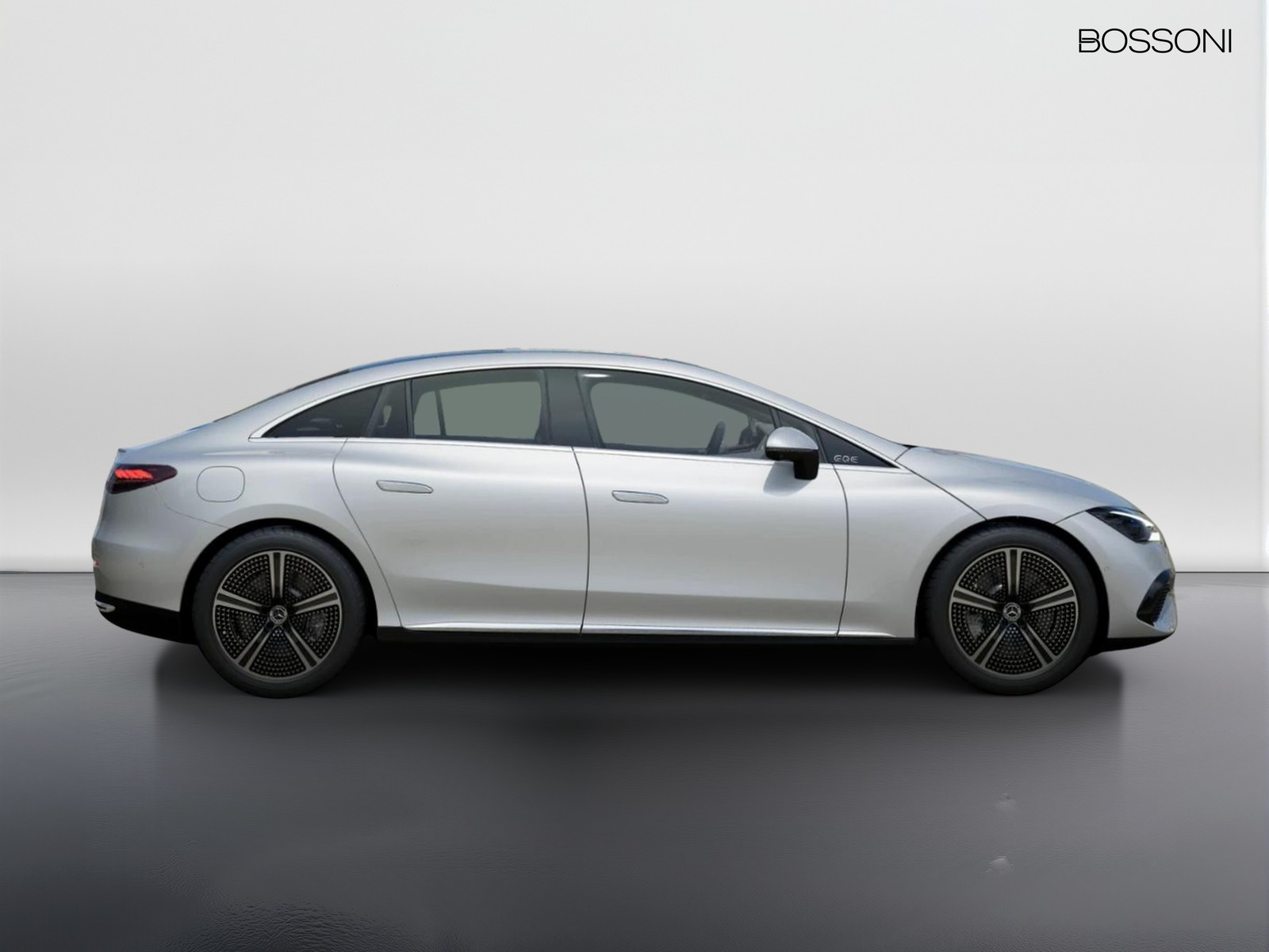 3 - Mercedes EQE 300 premium