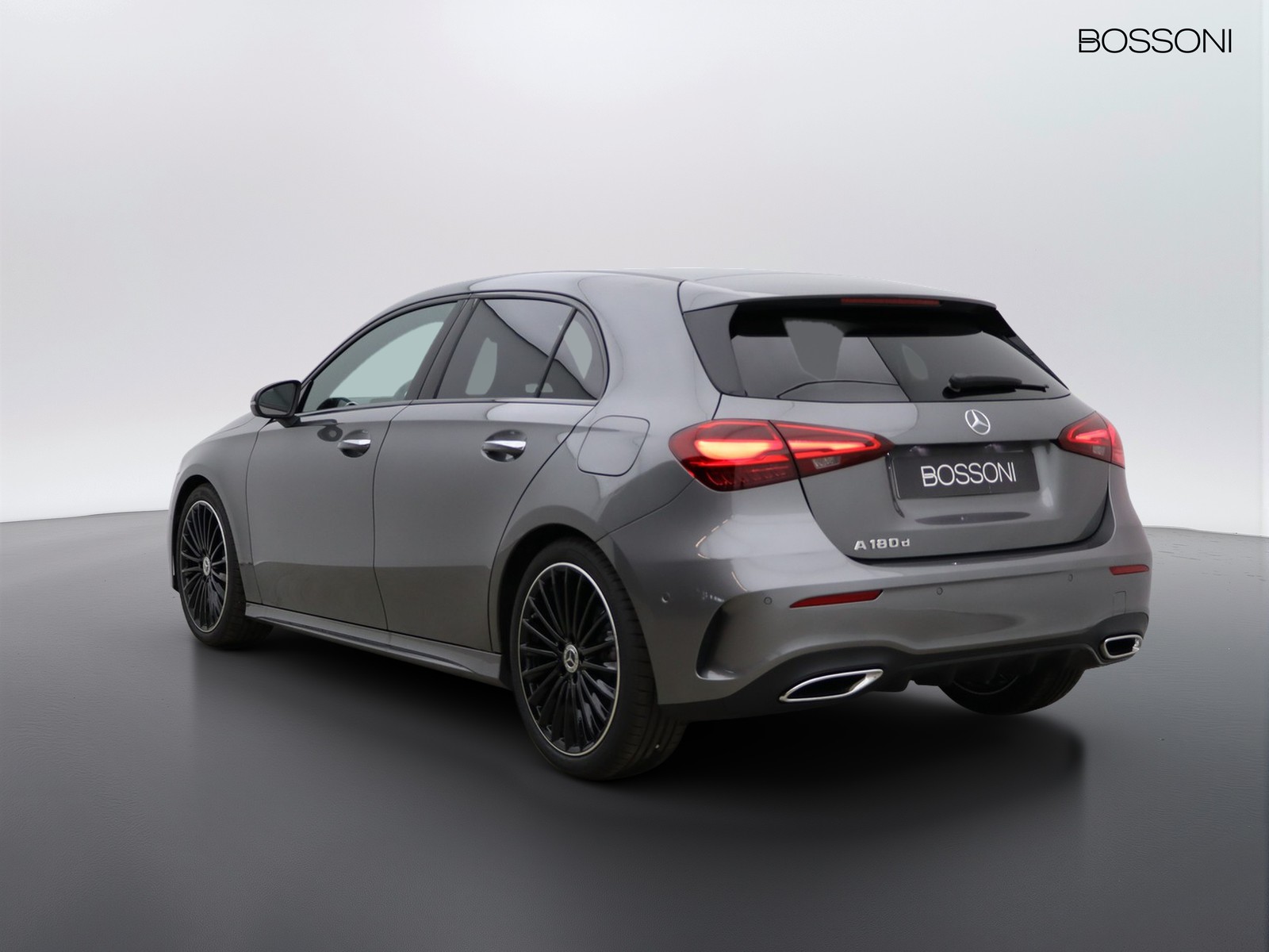 5 - Mercedes Classe A 180 d amg line extra speedshift dct amg 8g