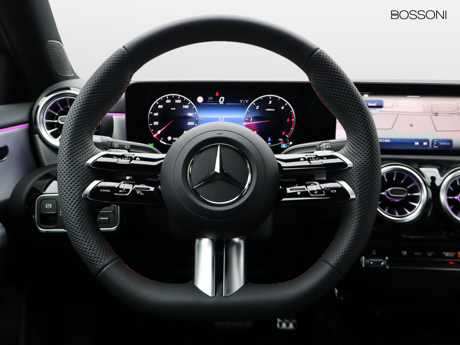 17 - Mercedes Classe A 180 d amg line extra speedshift dct amg 8g