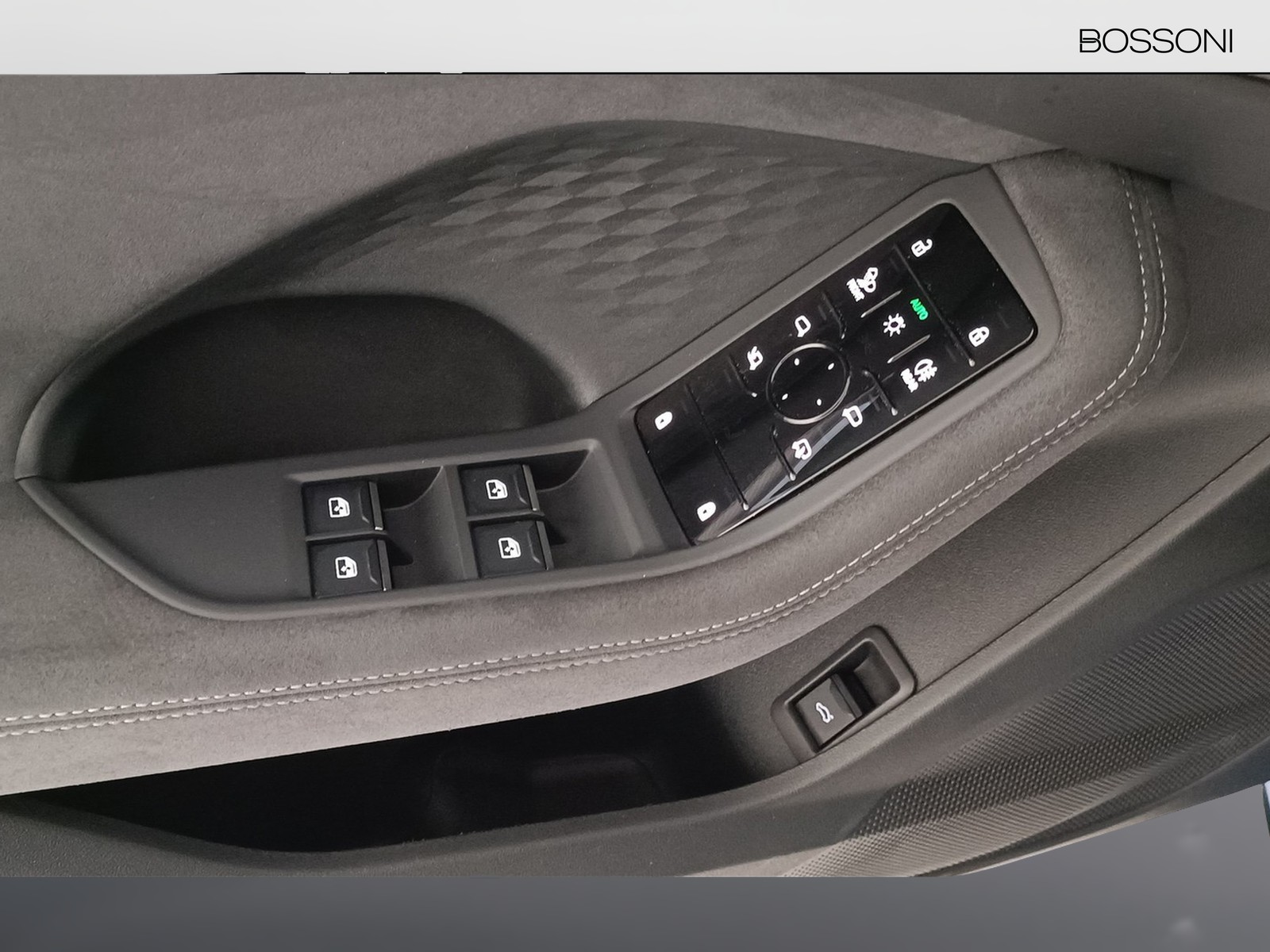 6 - Audi A5 berlina 2.0 tdi mhev+ 204cv business quattro