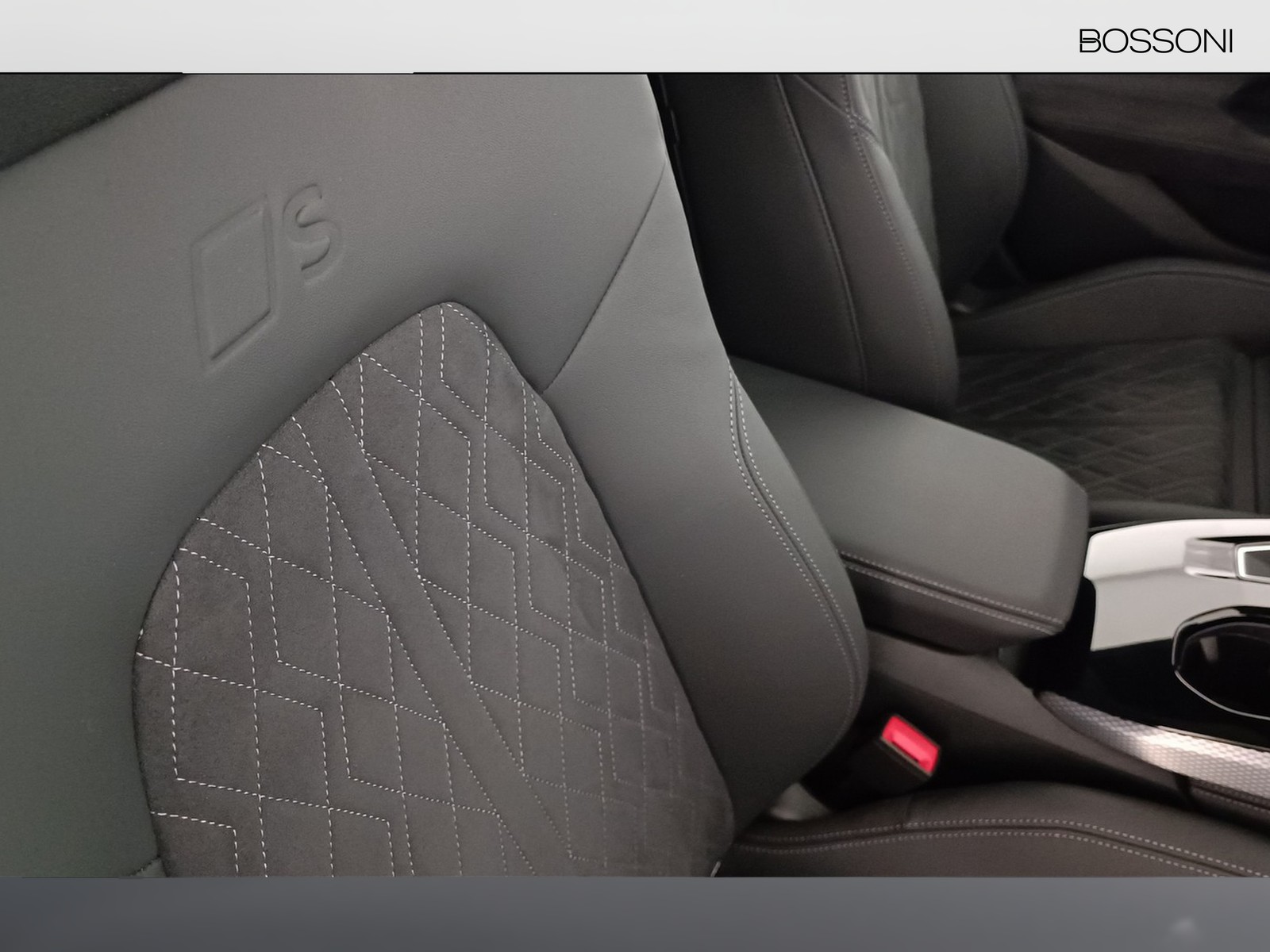 22 - Audi A5 berlina 2.0 tdi mhev+ 204cv business quattro