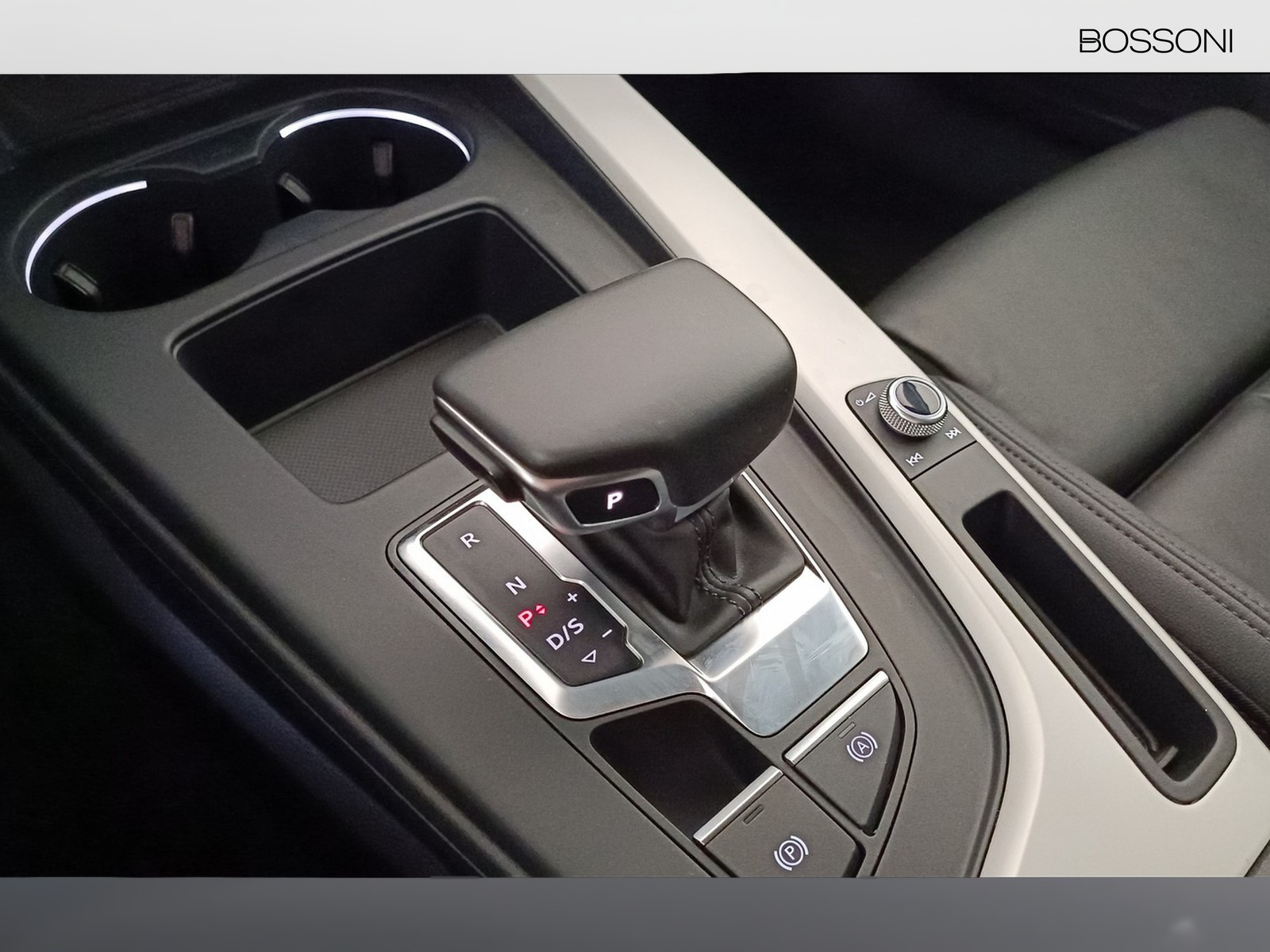5 - Audi A4 allroad allroad 40 2.0 tdi mhev 204cv identity contrast quattro s tronic