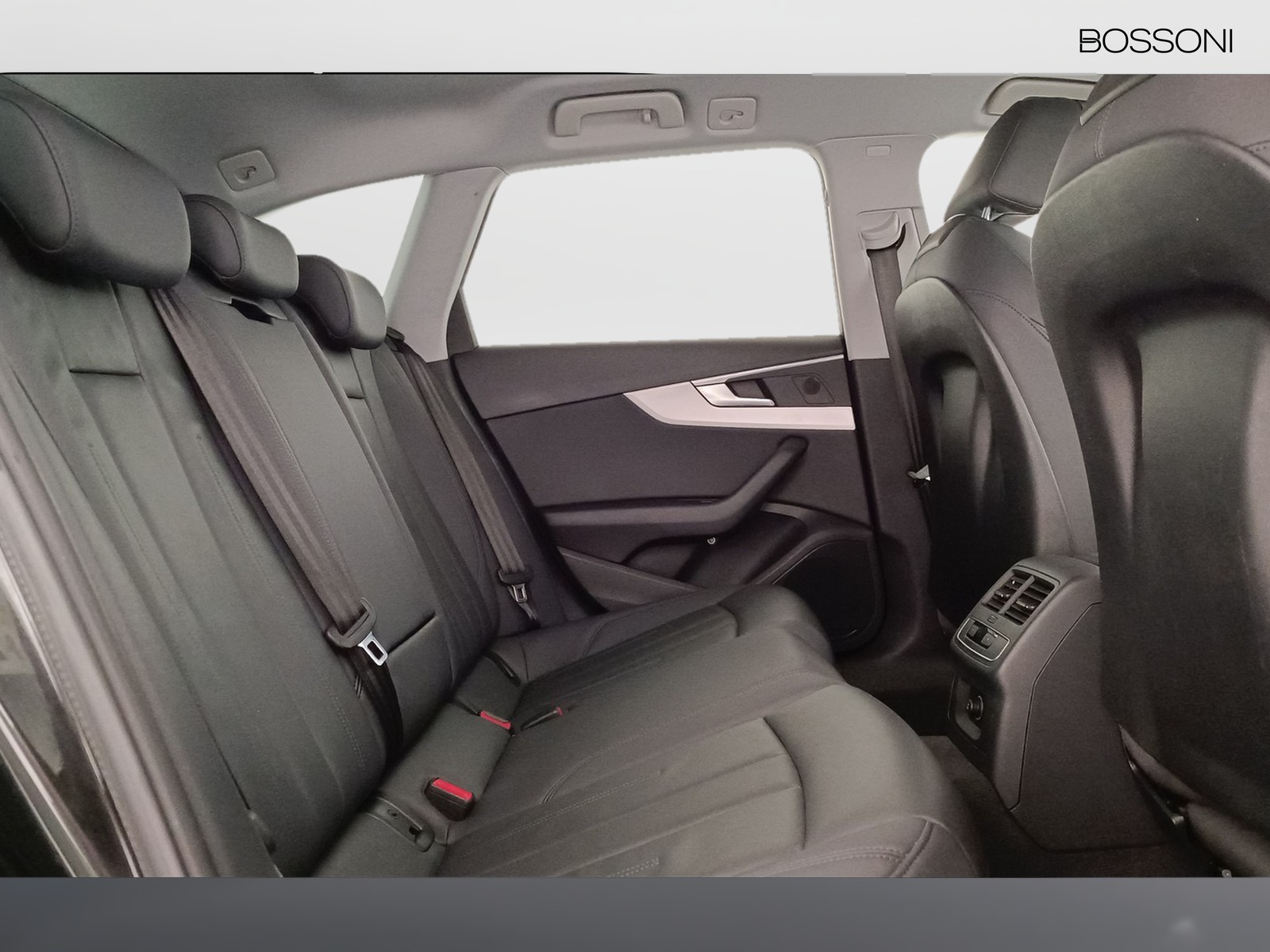 9 - Audi A4 allroad allroad 40 2.0 tdi mhev 204cv identity contrast quattro s tronic