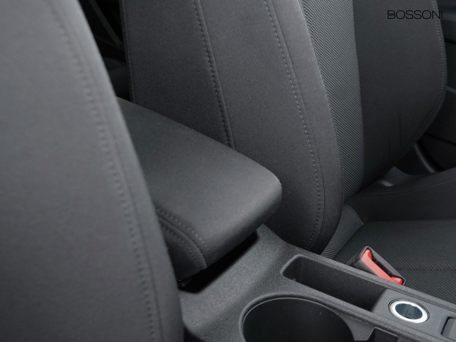 17 - Audi A3 sportback 30 2.0 tdi business advanced s tronic