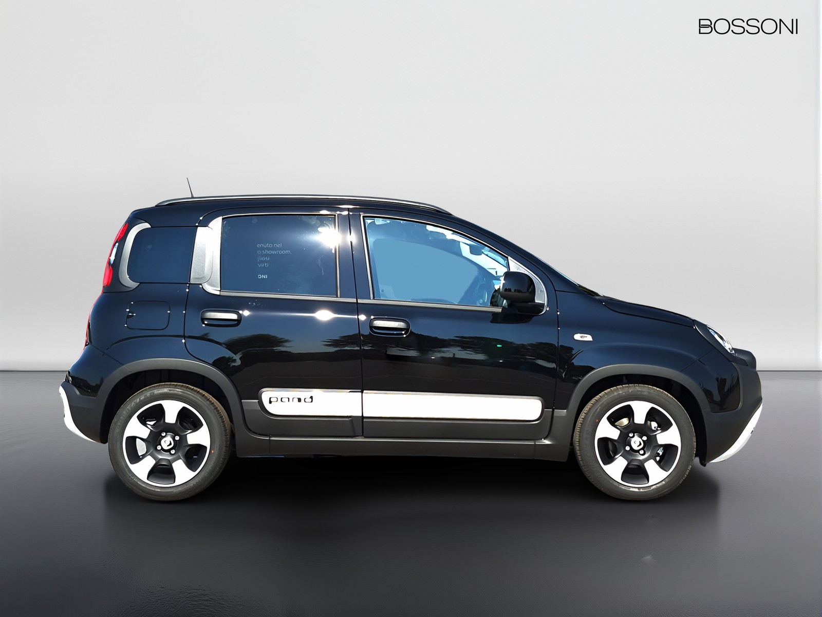 4 - Fiat Pandina cross 1.0 firefly hybrid 65cv cross s&s