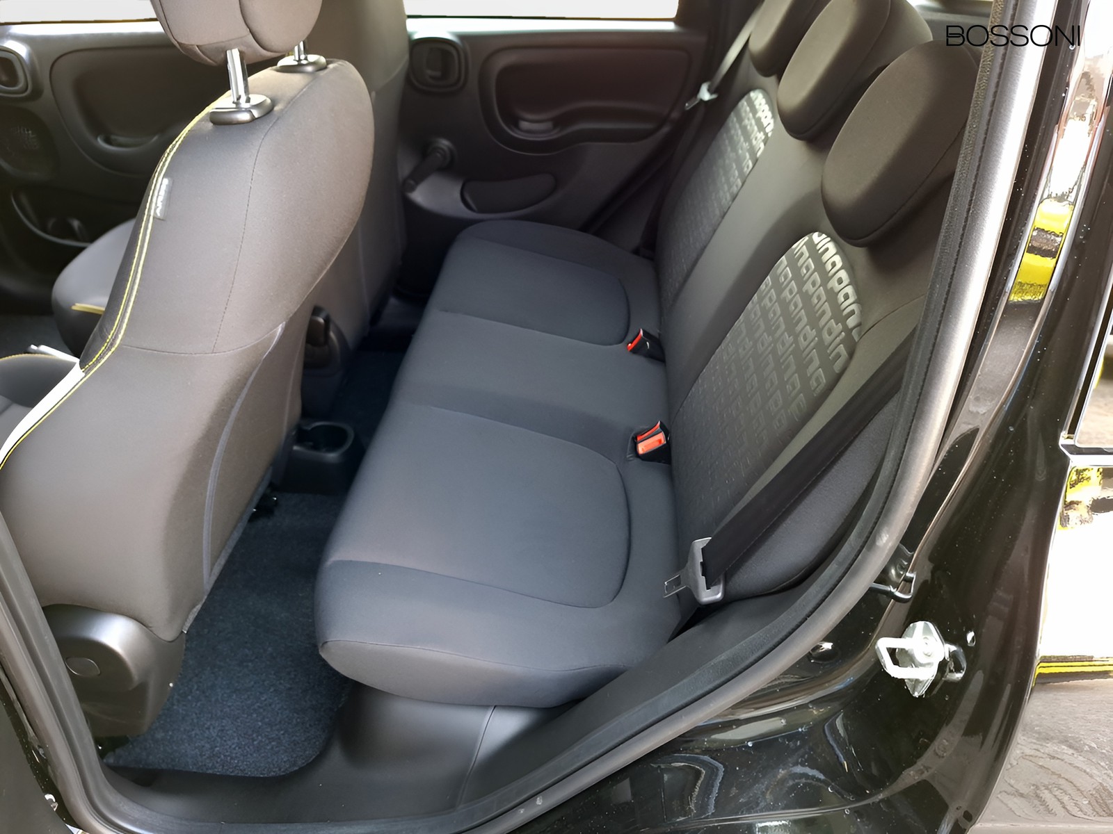 12 - Fiat Pandina cross 1.0 firefly hybrid 65cv cross s&s