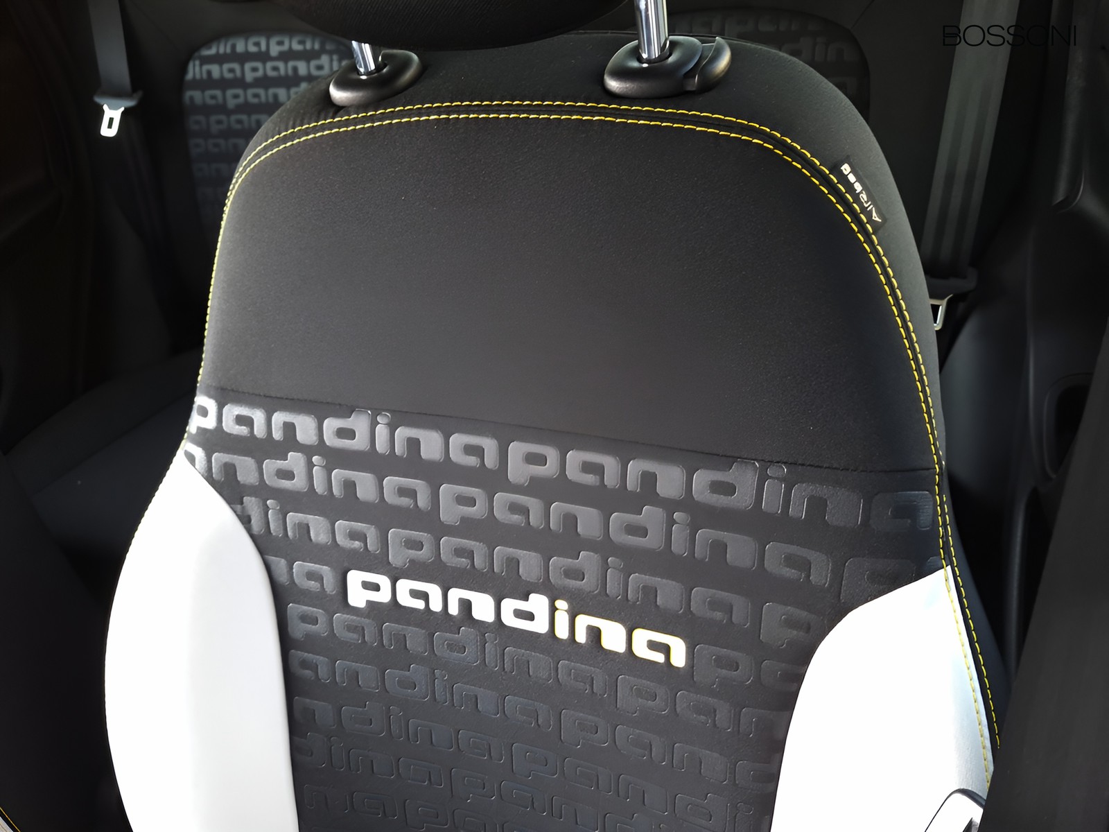 22 - Fiat Pandina cross 1.0 firefly hybrid 65cv cross s&s