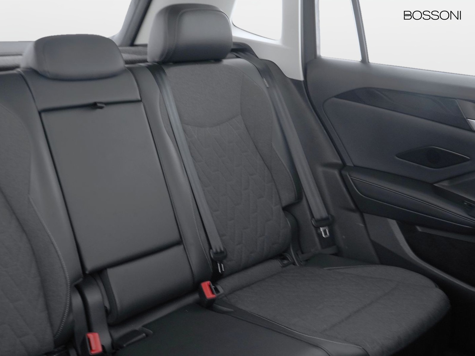 21 - Volkswagen Tiguan 2.0 tdi scr 150cv life dsg