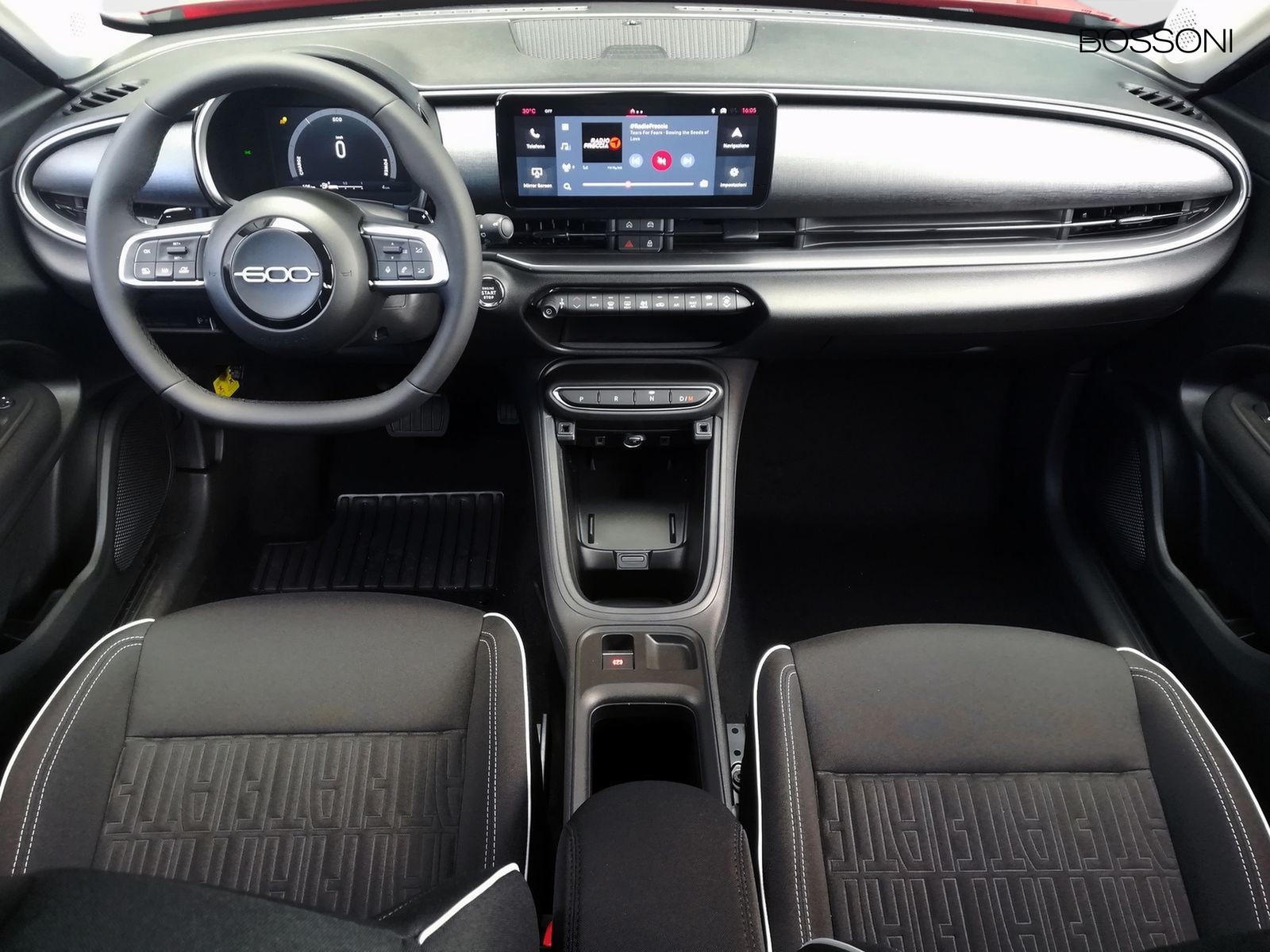 8 - Fiat 600 1.2 hybrid 110cv edct