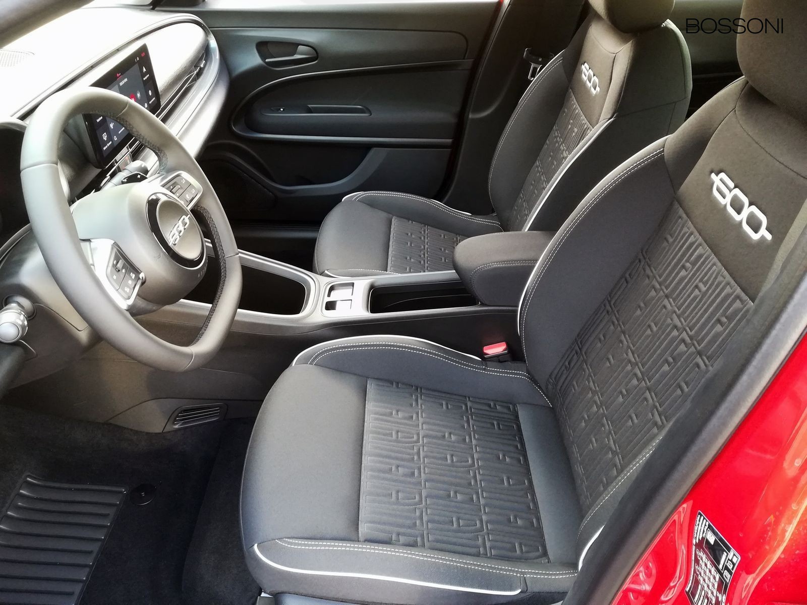 11 - Fiat 600 1.2 hybrid 110cv edct