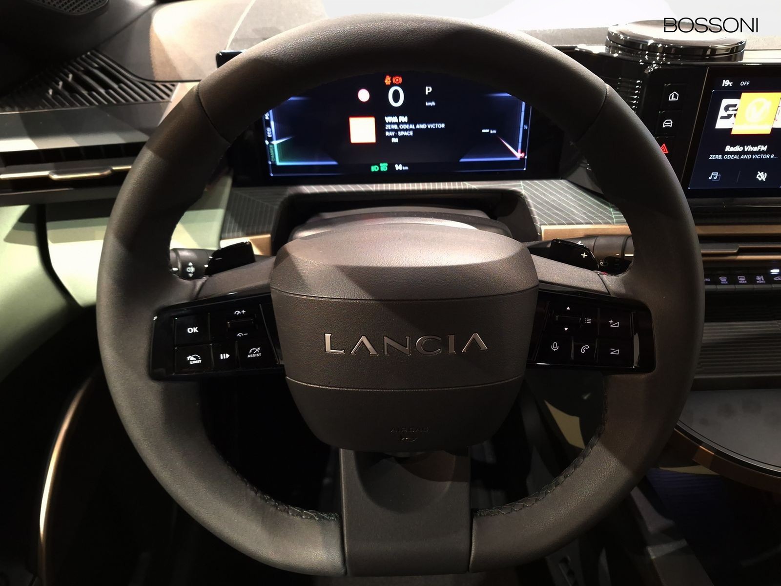 9 - Lancia Ypsilon 1.2 mhev 110cv e-dct
