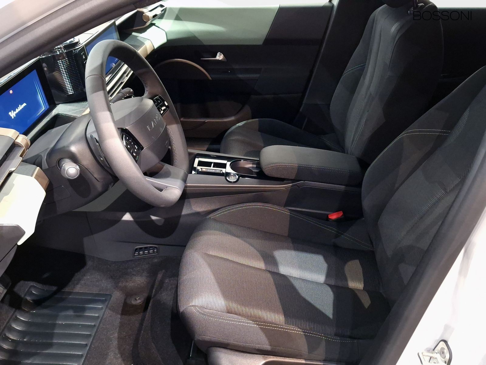 11 - Lancia Ypsilon 1.2 mhev 110cv e-dct
