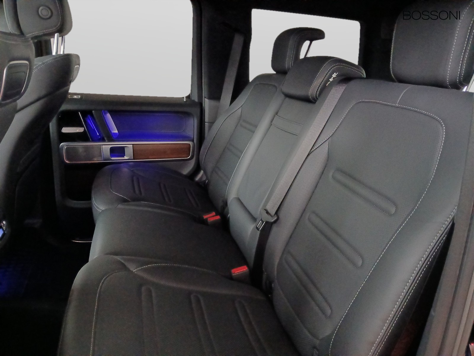 8 - Mercedes Classe G 500 v8 422cv amg line 9g-tronic