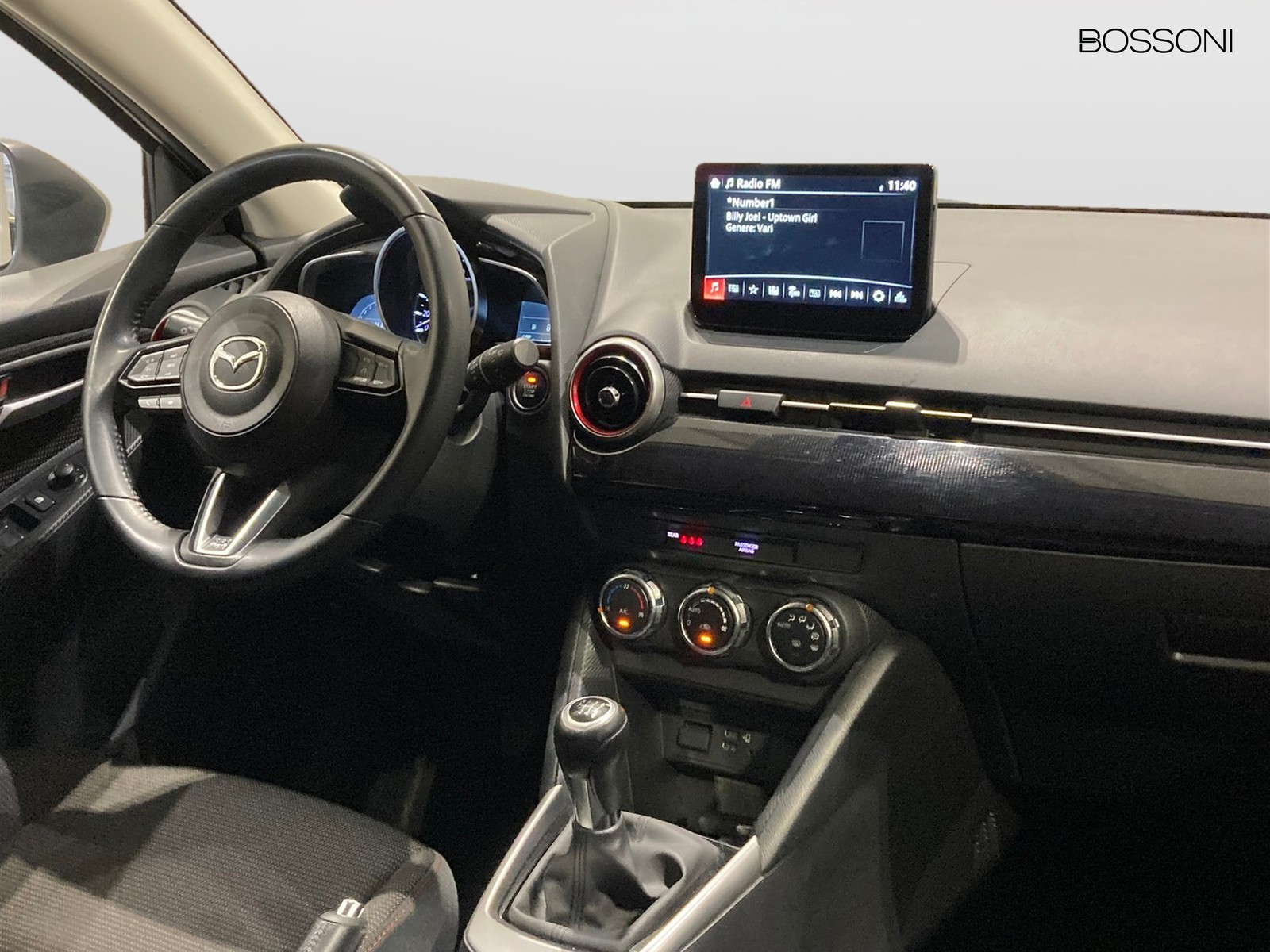 6 - Mazda 2 1.5 skyactiv-g 75cv homura 6mt