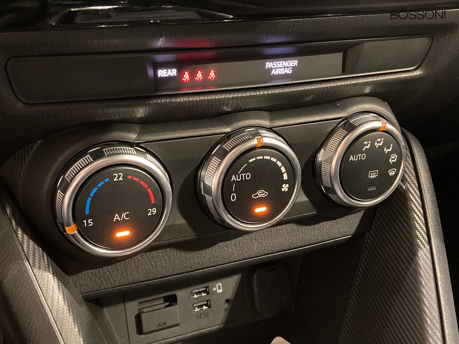 12 - Mazda 2 1.5 skyactiv-g 75cv homura 6mt