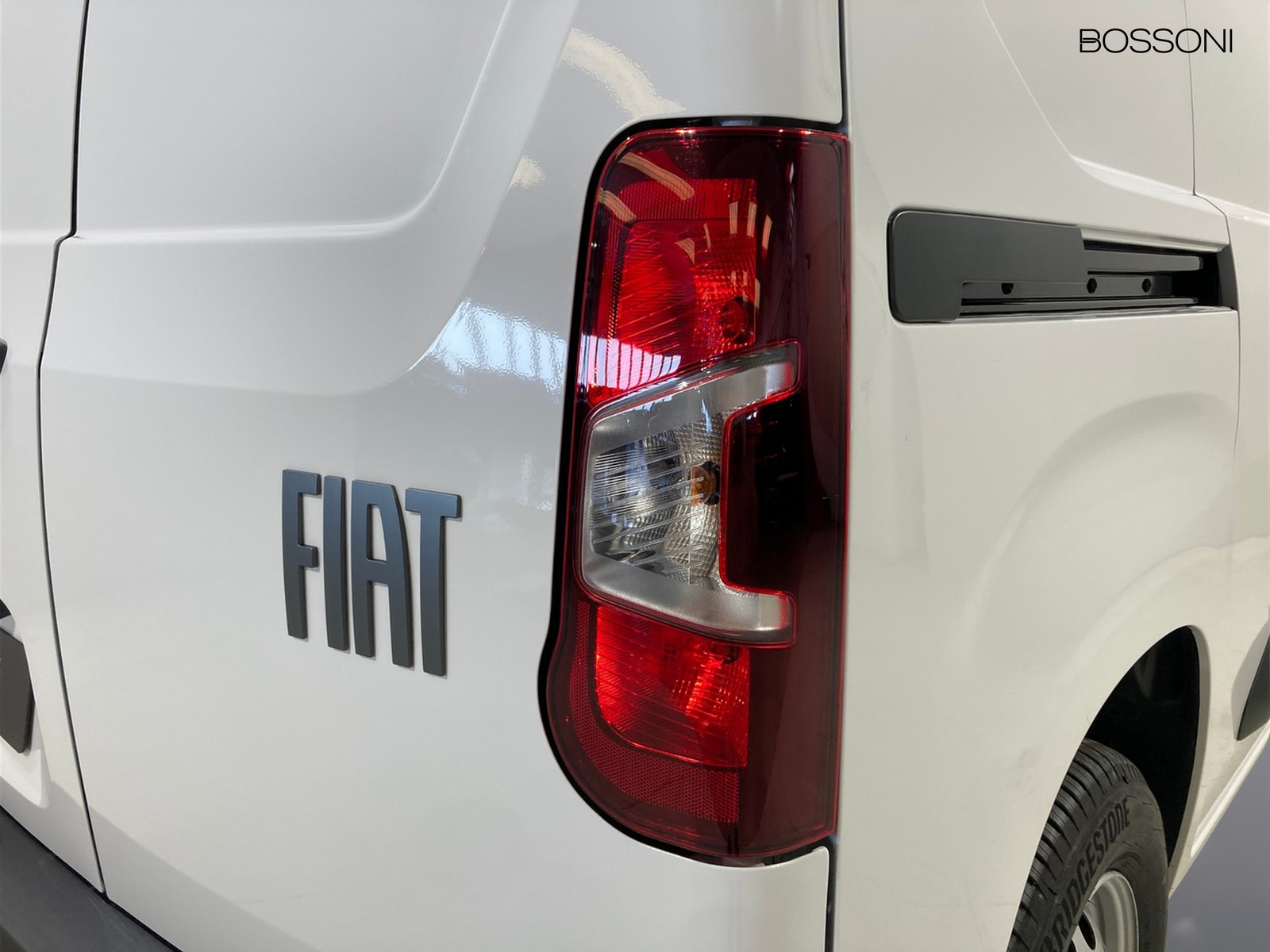21 - Fiat Professional Doblò van m 1.2 benzina 110cv