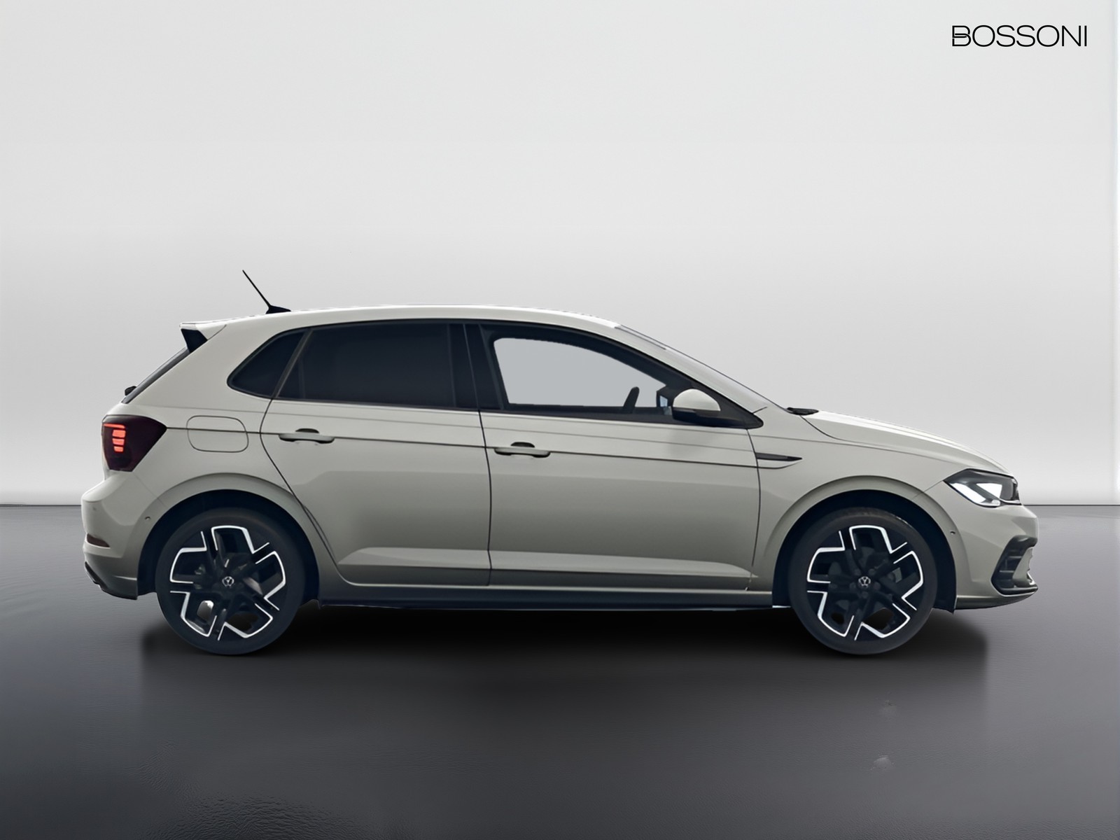 3 - Volkswagen Polo 1.0 tsi 115cv r-line plus dsg