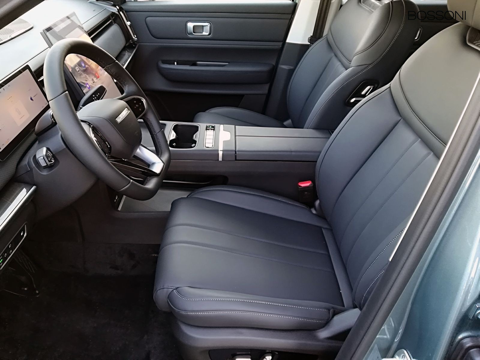11 - Jaecoo 7 shs-p 1.5 tgdi plug-in hybrid premium dht