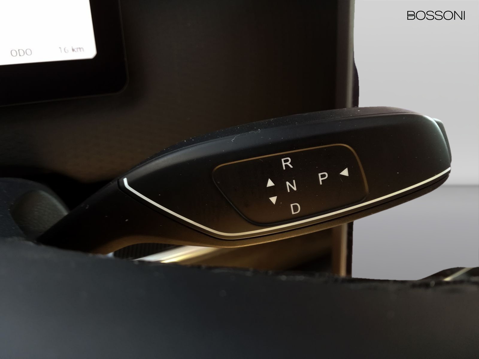 18 - Jaecoo 7 shs-p 1.5 tgdi plug-in hybrid premium dht