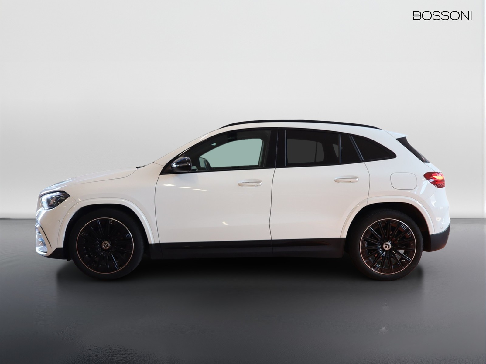 3 - Mercedes GLA 200 d amg line advanced plus 8g-dct