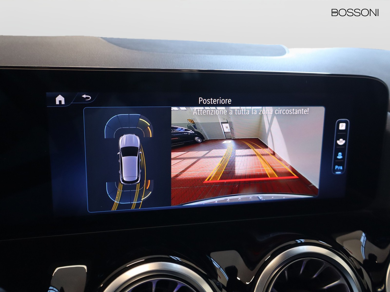 11 - Mercedes GLA 200 d amg line advanced plus 8g-dct