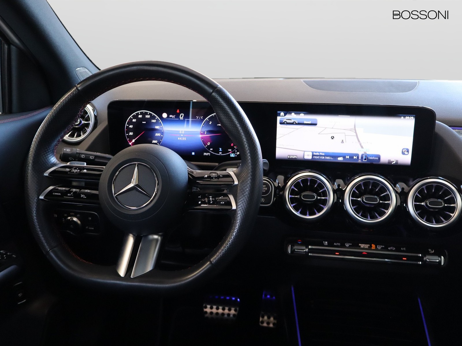 12 - Mercedes GLA 200 d amg line advanced plus 8g-dct