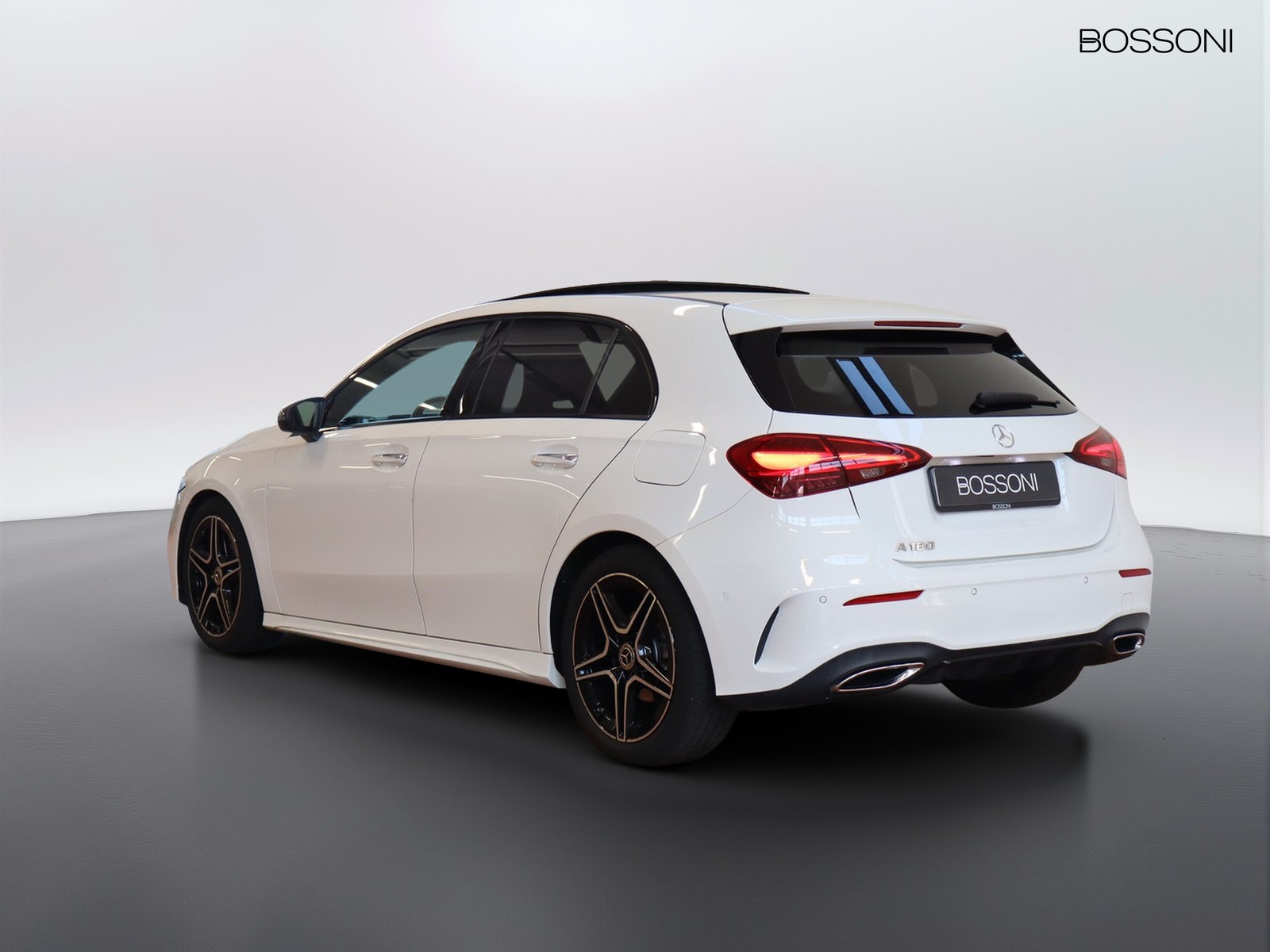 5 - Mercedes Classe A 180 amg line advanced plus 7g-dct