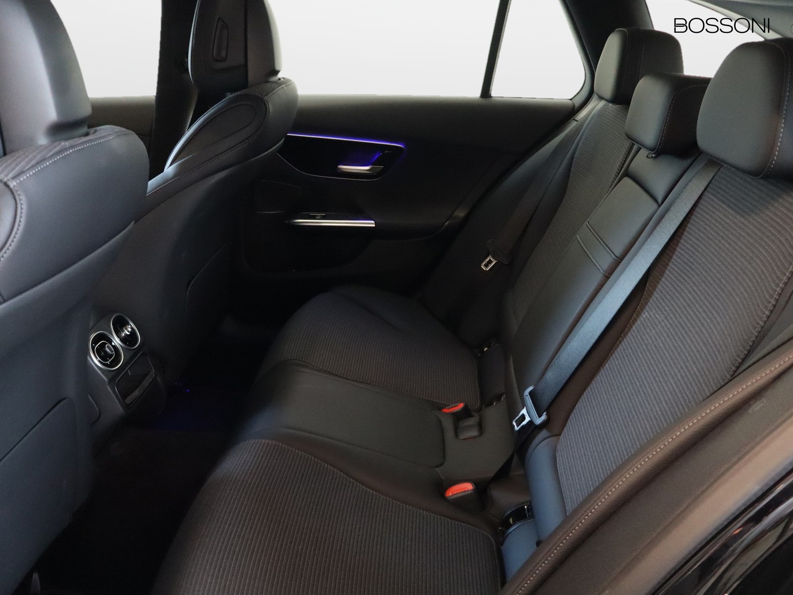 8 - Mercedes Classe C station wagon 200 d mild hybrid advanced 9g-tronic