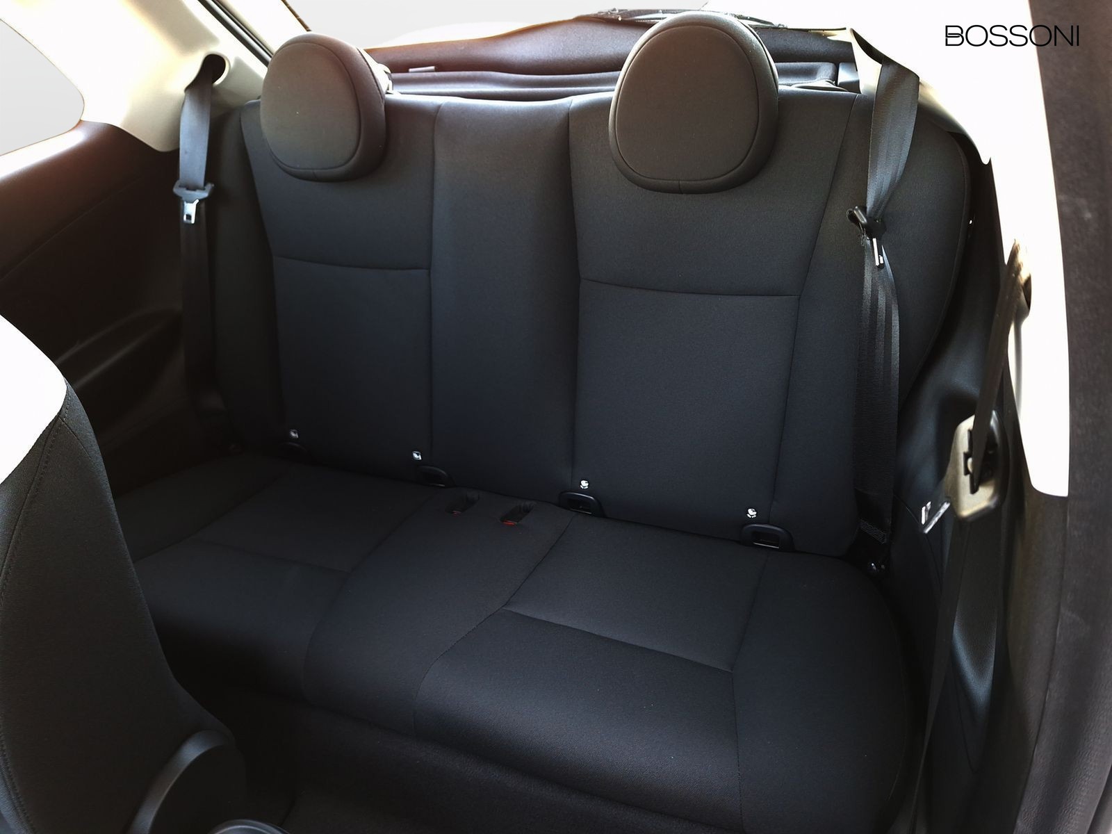 12 - Fiat 500 1.0 hybrid icon